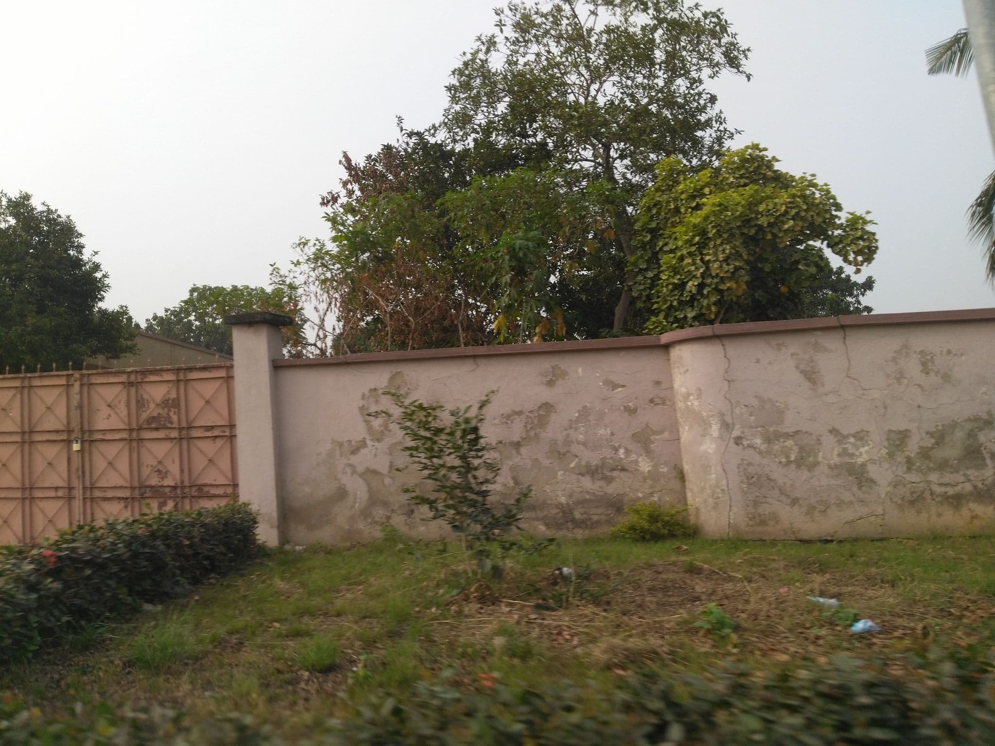 Street view near Swiss Cottage Hotel, Kumasi — © ralebipim (CC BY-SA · Mapillary)