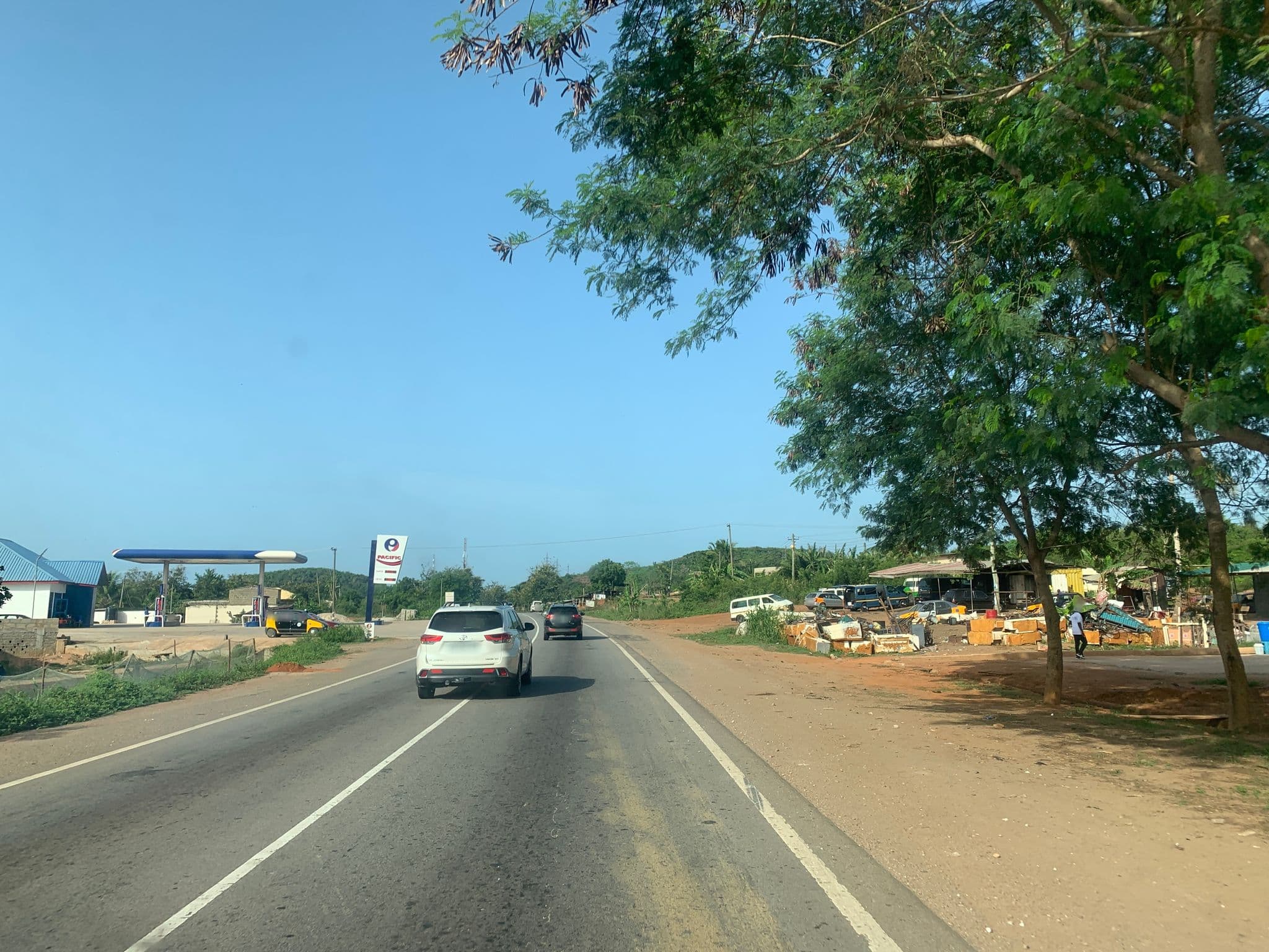 Street view near Manna Heights Hotel, Saltpond — © amedsanda (CC BY-SA · Mapillary)