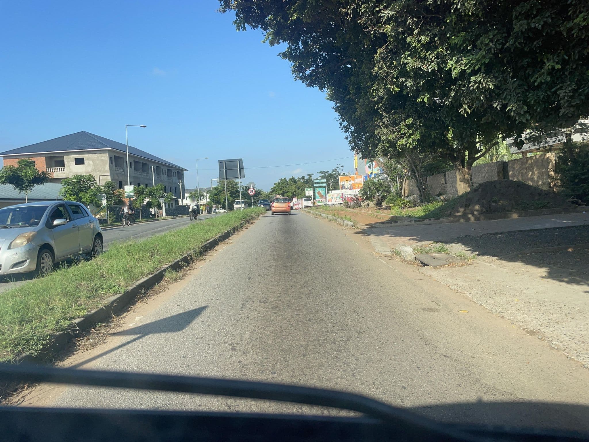 Street view near Villandro Residence, Medina Estates — © moses_agezo (CC BY-SA · Mapillary)