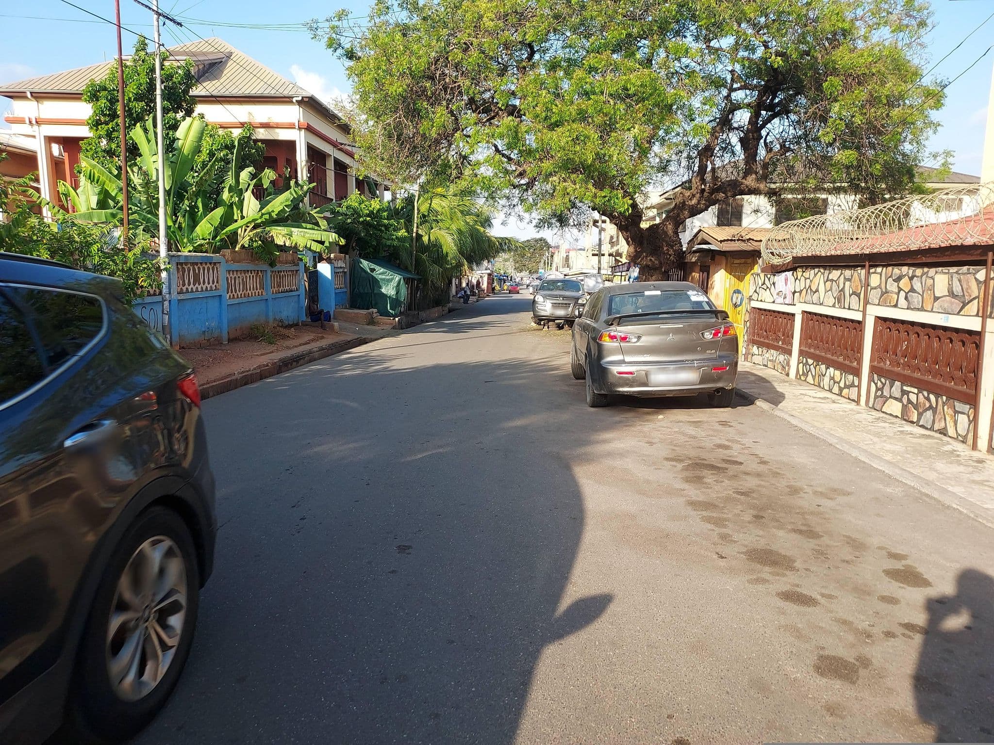 Street view near Horak Hotel, Accra — © Berchiepratt03 (CC BY-SA · Mapillary)