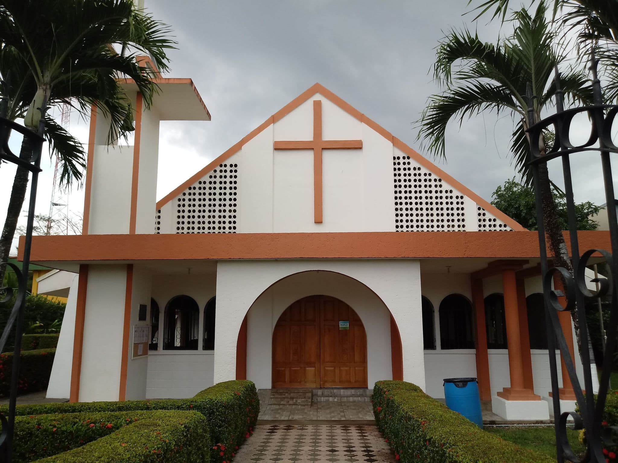 Street view near Coconut Jaco, Jacó — © elopio (CC BY-SA · Mapillary)