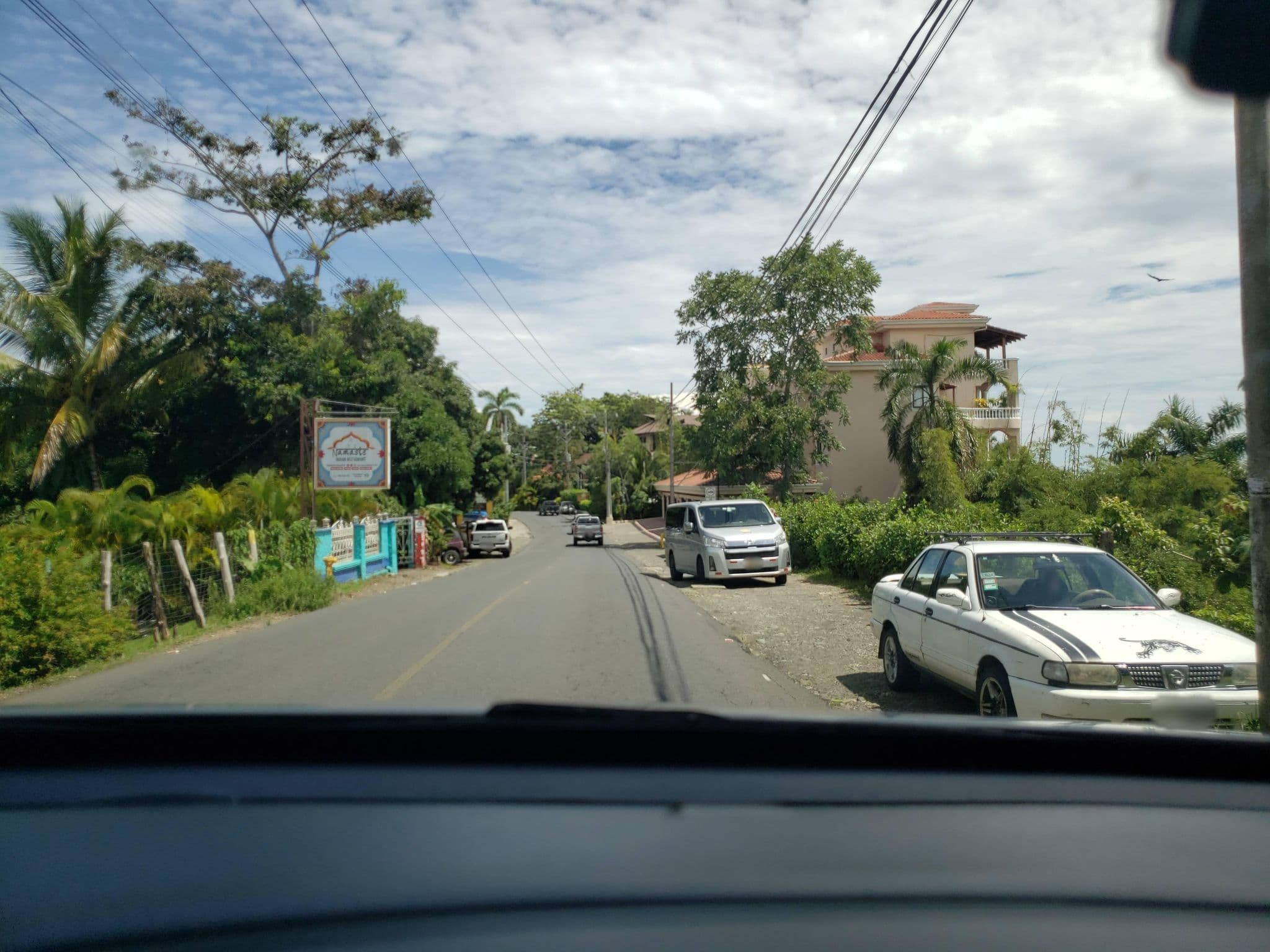 Street view near Hostel Sol y Mar, Quepos — © guyutetube (CC BY-SA · Mapillary)