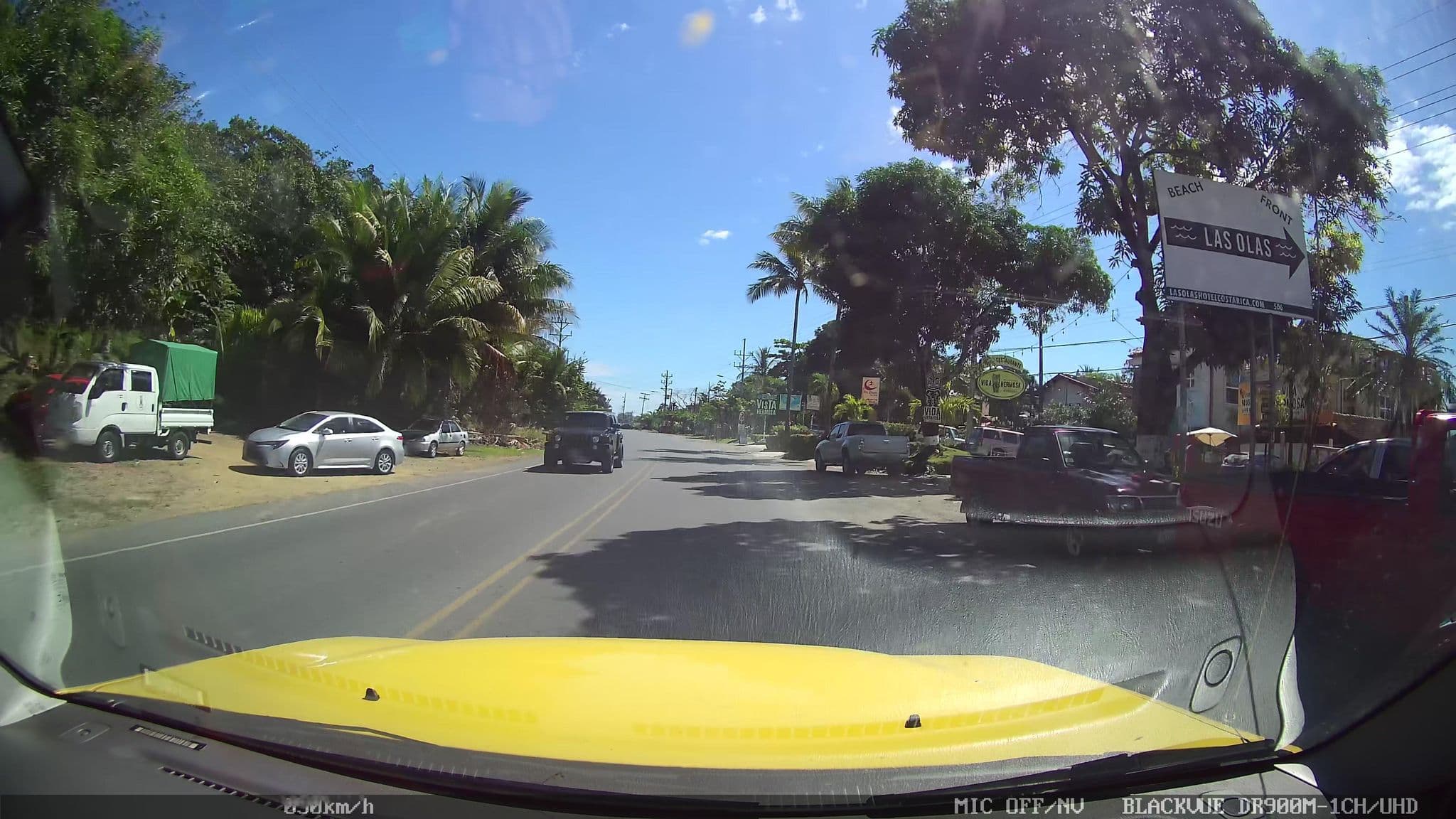 Street view near Hotel Las Olas, Jacó — © josealb (CC BY-SA · Mapillary)