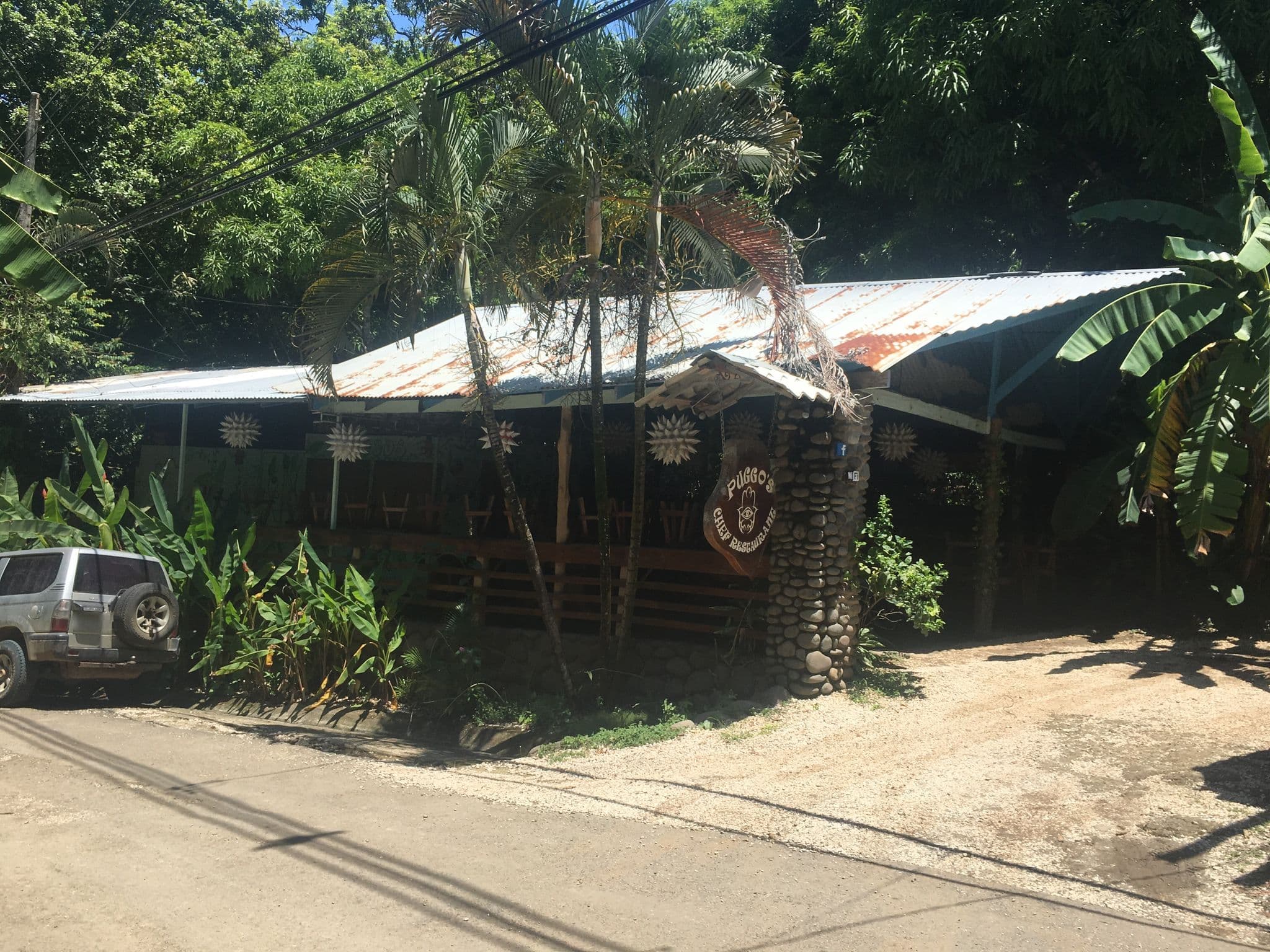 Street view near Downtown Montezuma Hostel, Paquera — © estebanarias (CC BY-SA · Mapillary)