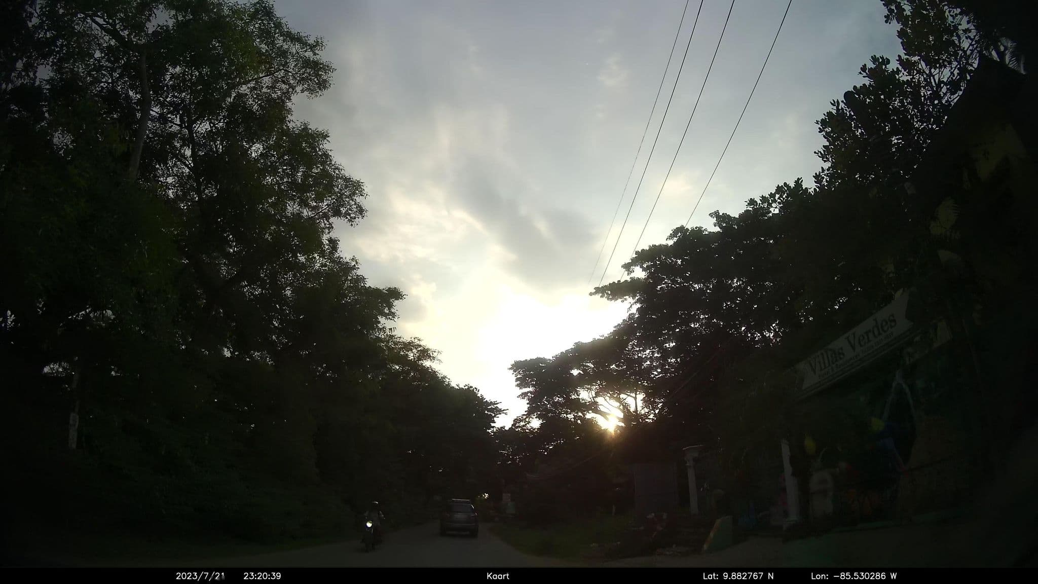 Street view near Villas Verdes, Sámara — © kaart5 (CC BY-SA · Mapillary)