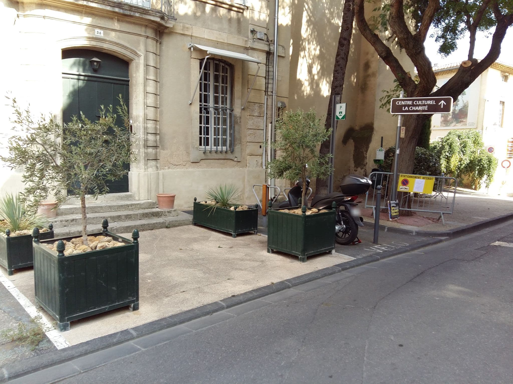 Street view near Maison Trévier, Carpentras — © zimmy (CC BY-SA · Mapillary)