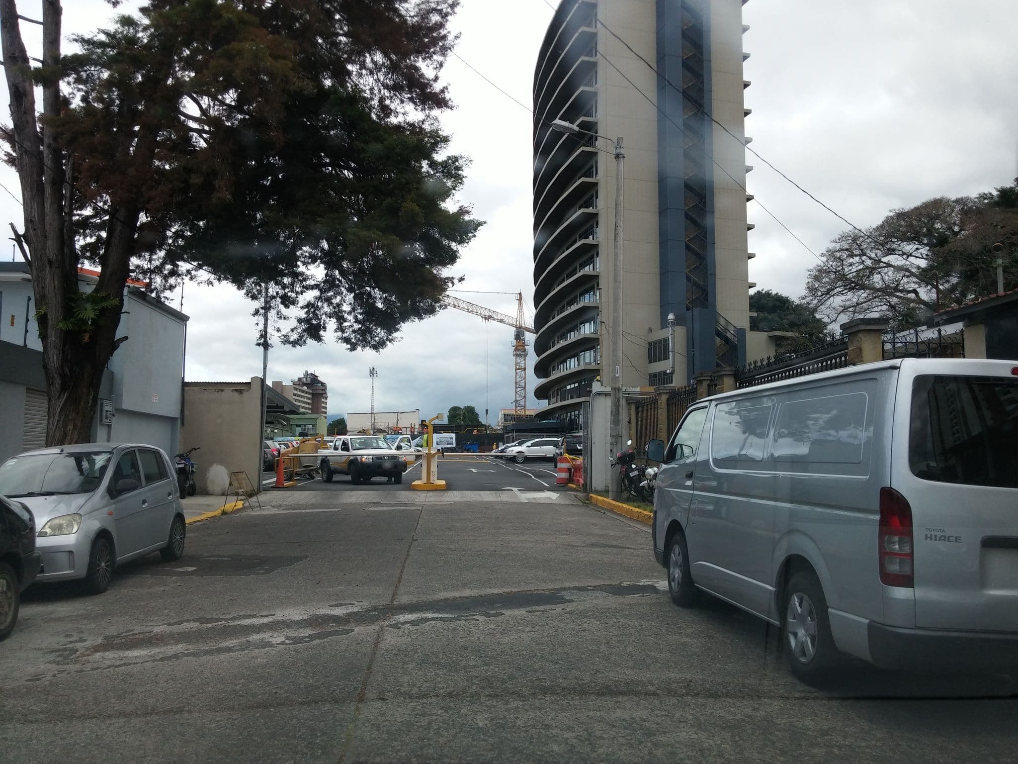 Street view near Mi Casa Hostel, San José — © elotrojames (CC BY-SA · Mapillary)
