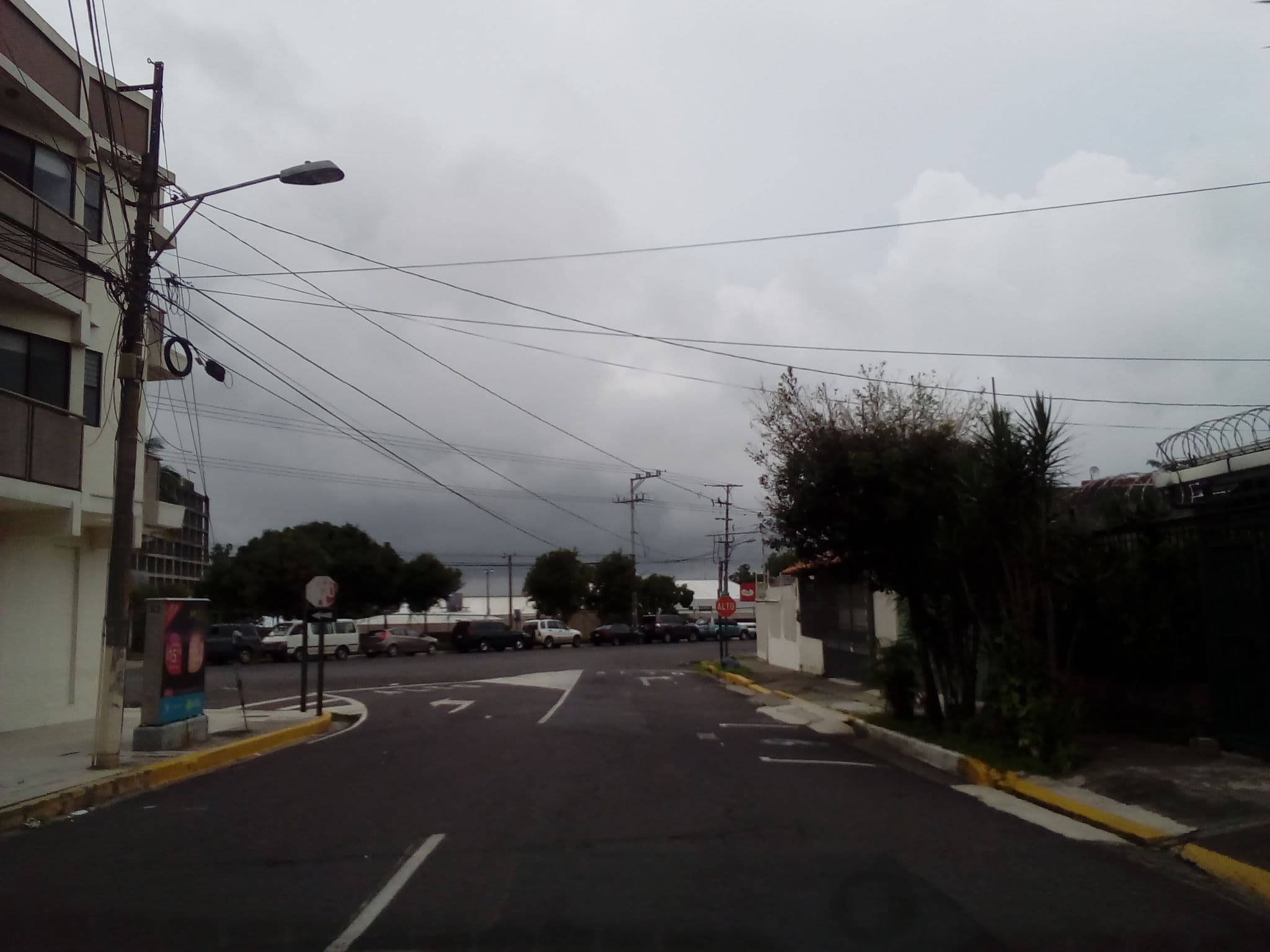 Street view near Apart Hotel La Perla, Colima — © elopio (CC BY-SA · Mapillary)