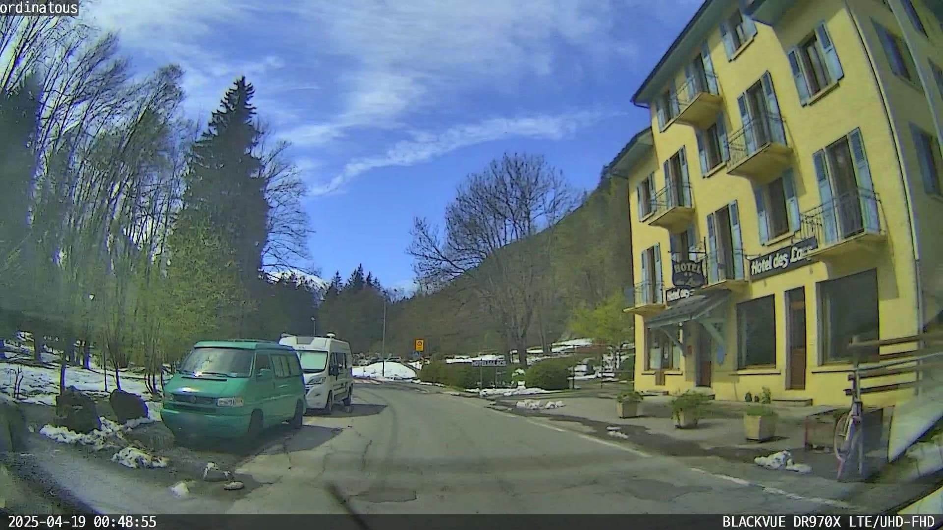 Street view near Vert Hotel, Chamonix-Mont-Blanc — © ordinatous (CC BY-SA · Mapillary)