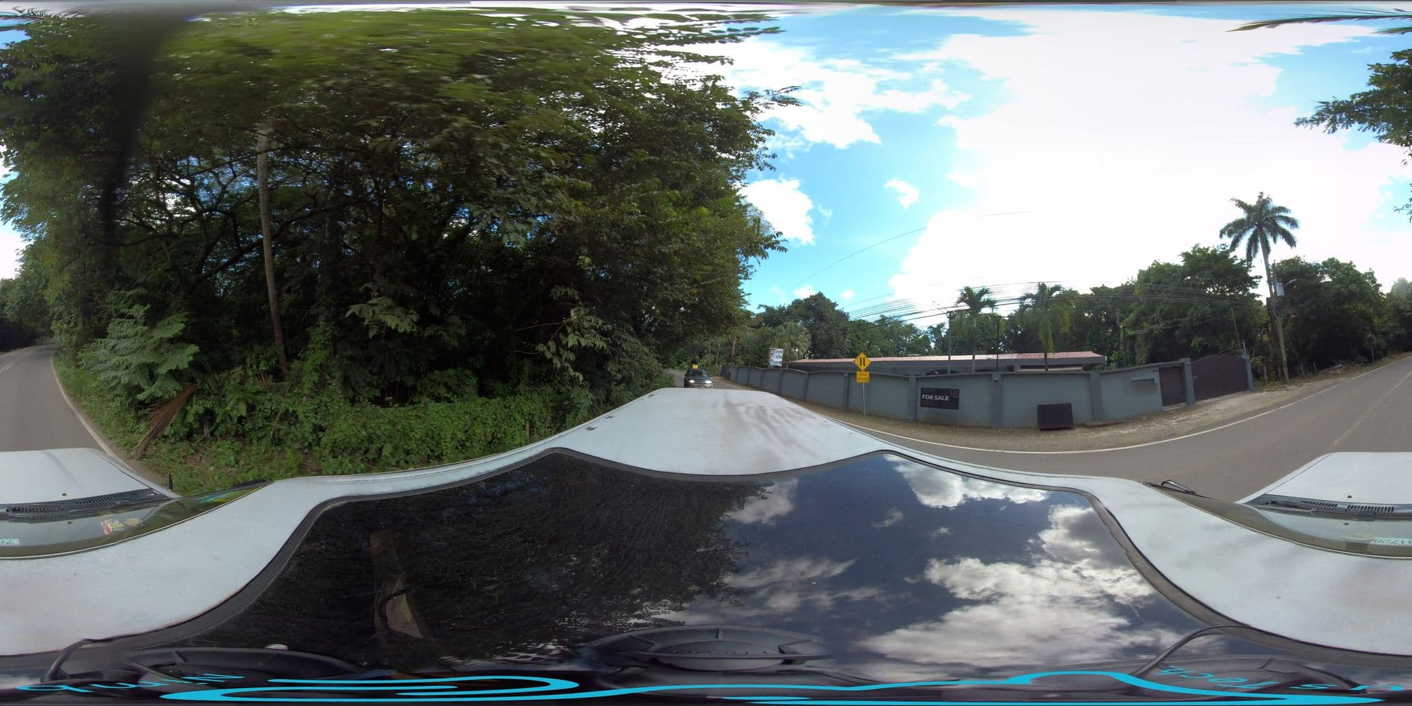 Street view near Beach Launge Hotel, Sardinal — © Nimbus_tech (CC BY-SA · Mapillary)