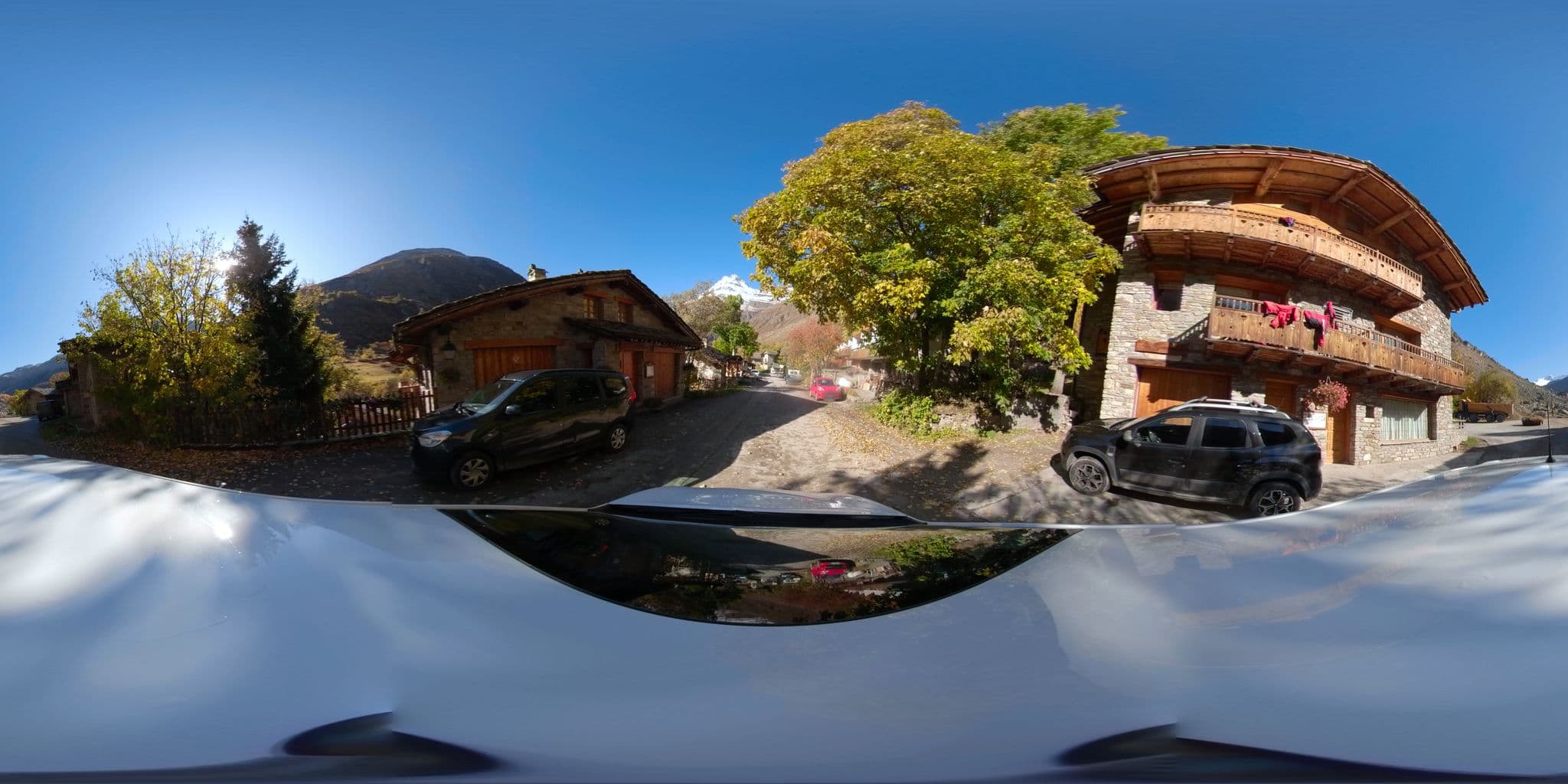 Street view near Les Sonnailles, Val-d'Isère