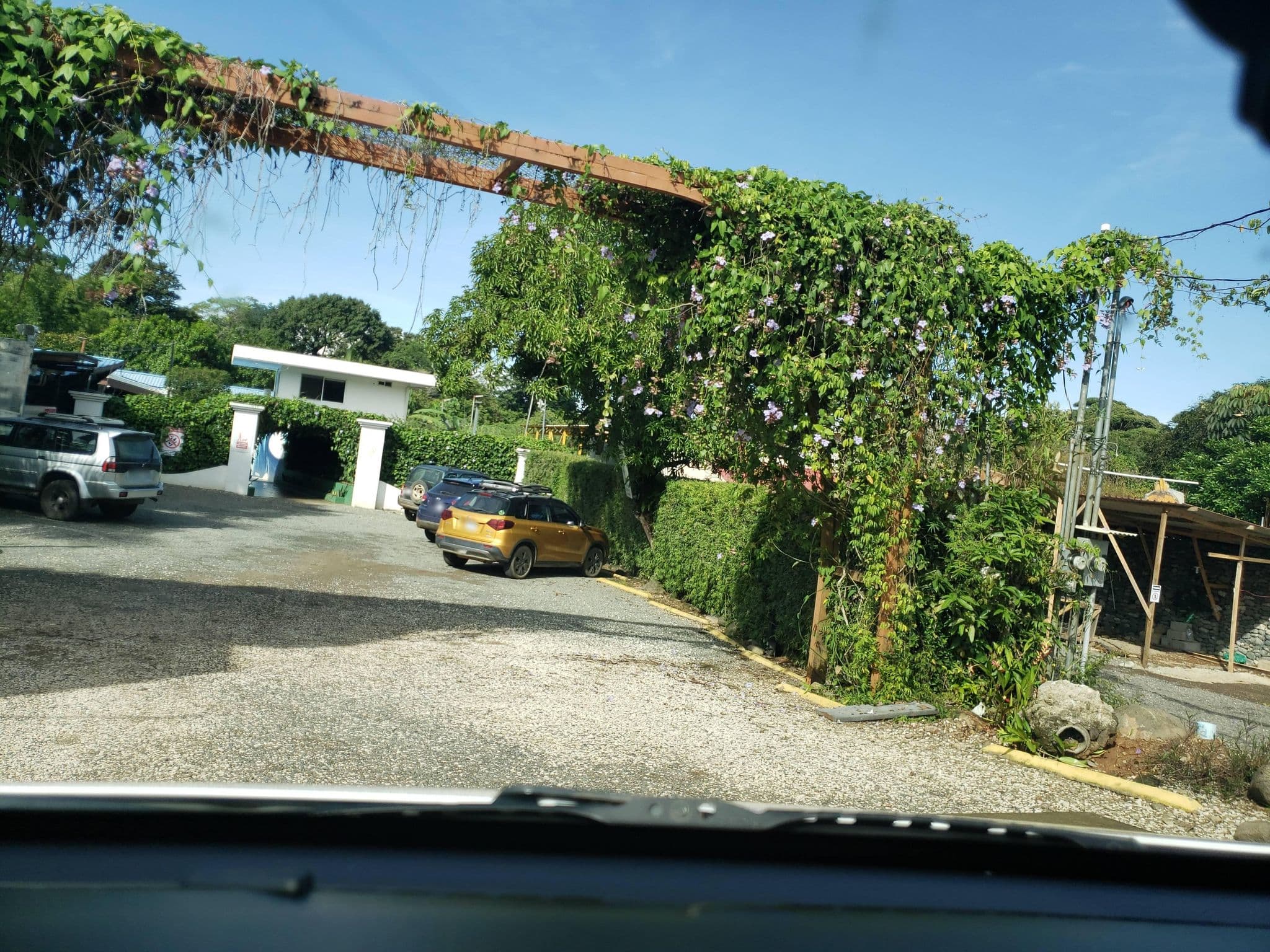 Street view near Cabinas Casa De León, Uvita — © guyutetube (CC BY-SA · Mapillary)