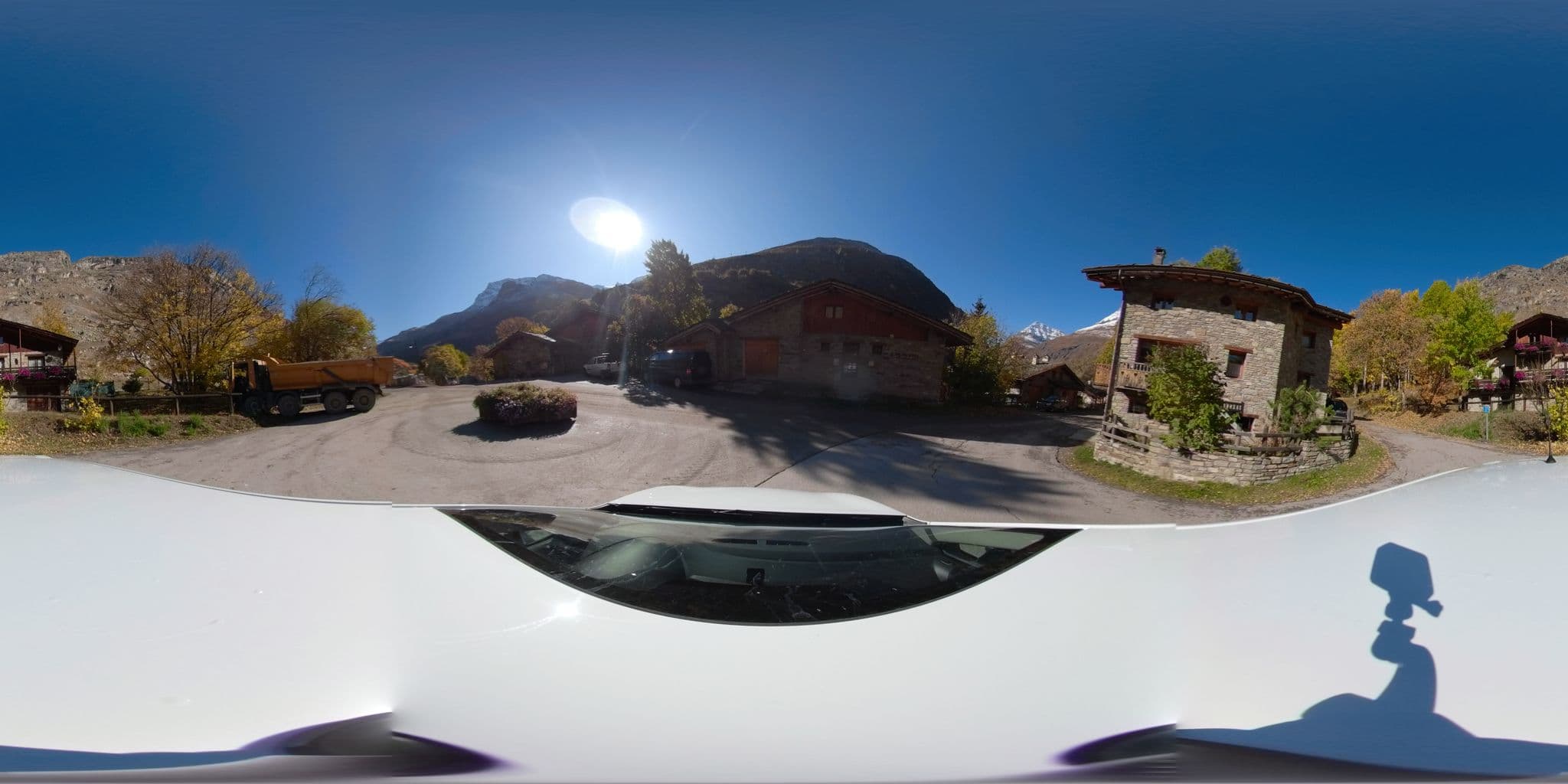 Street view near Les Carlines, Val-d'Isère