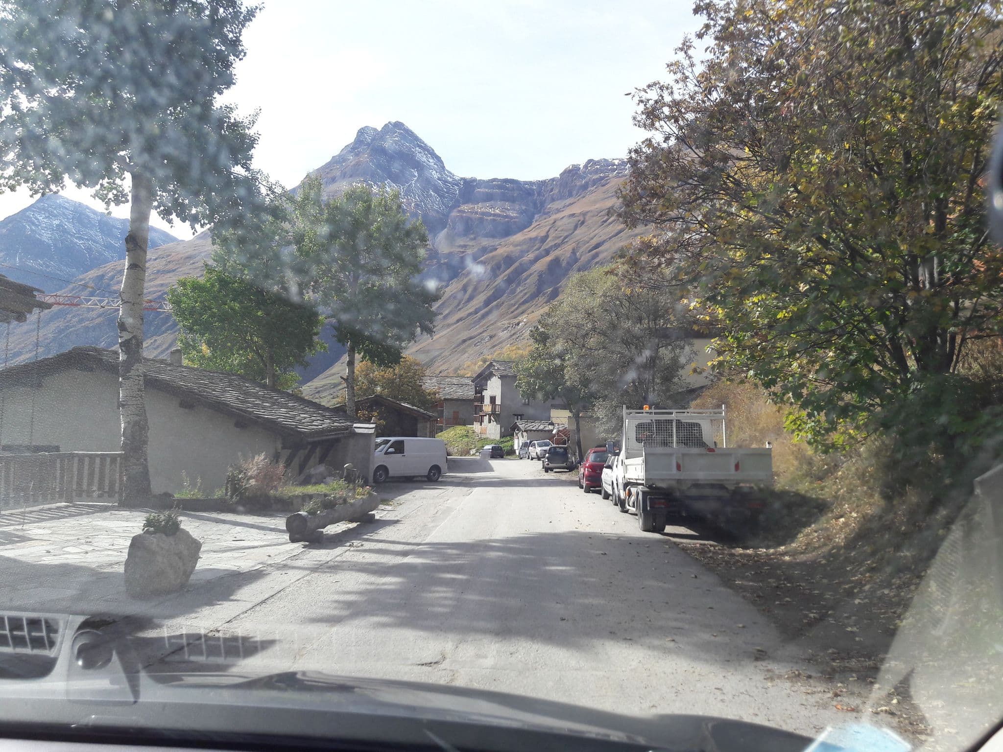 Street view near La Pillenta, Val-d'Isère