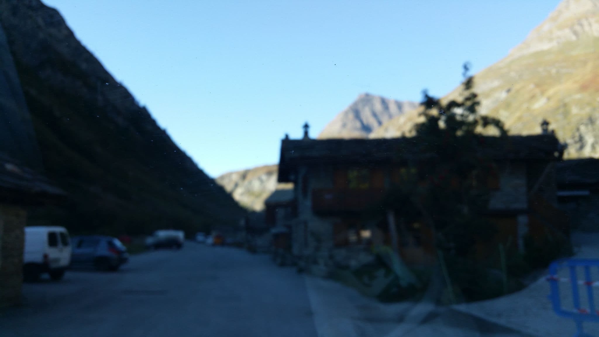 Street view near La Losa, Val-d'Isère