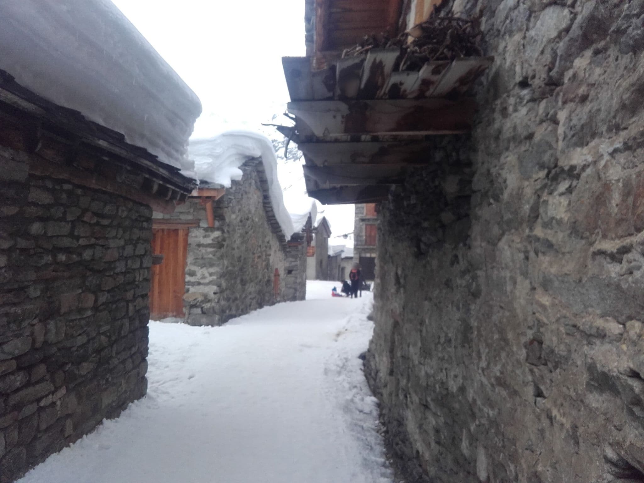Street view near La Met, Val-d'Isère