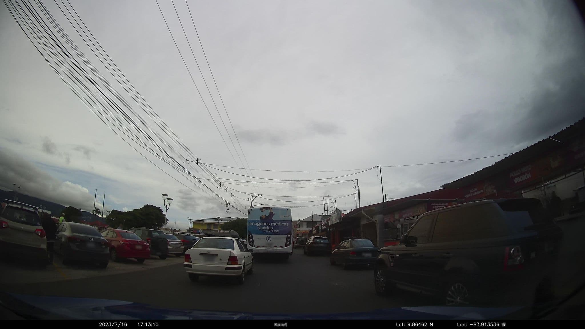 Street view near Los Angeles Lodge, Cartago — © kaart5 (CC BY-SA · Mapillary)