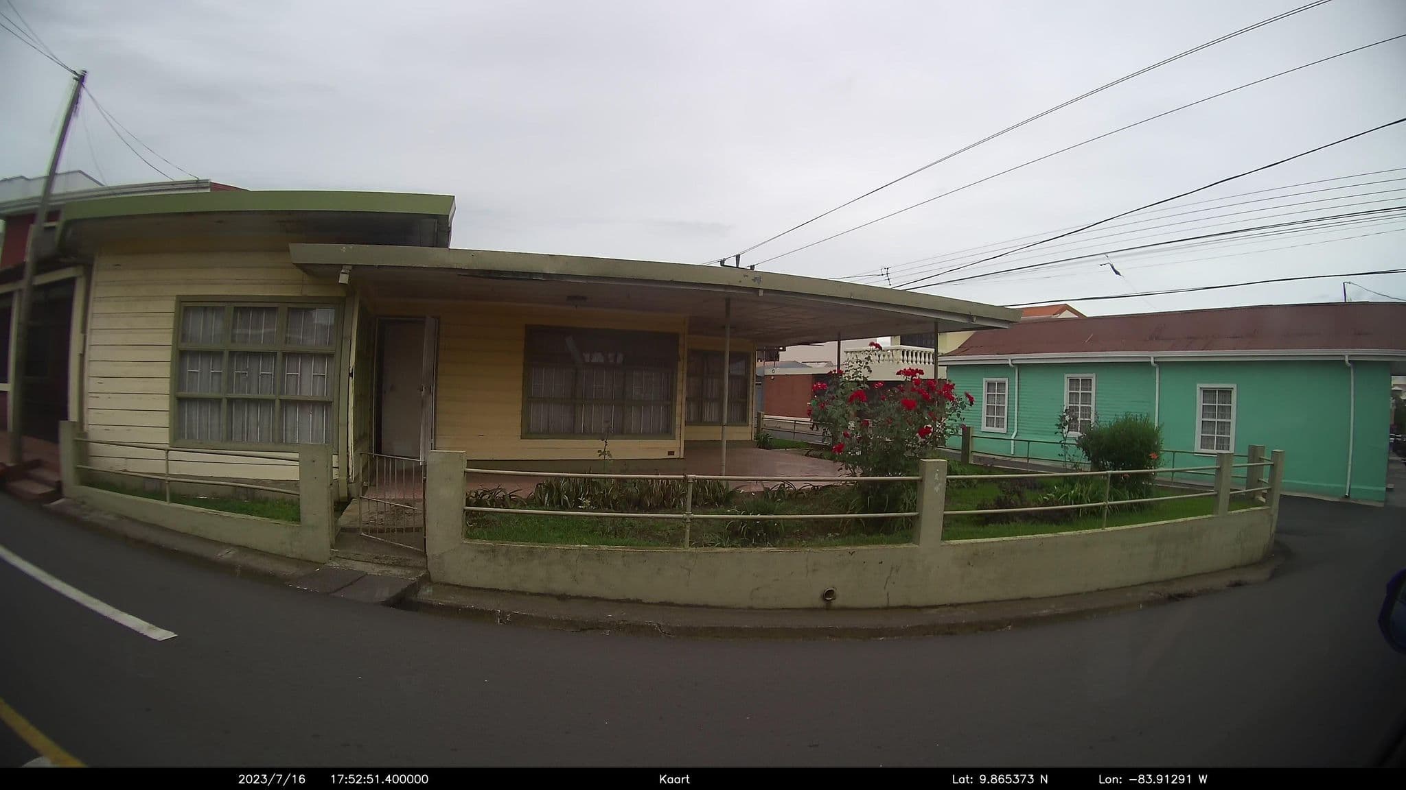 Street view near Hotel CasaMora, Cartago — © kaart5 (CC BY-SA · Mapillary)