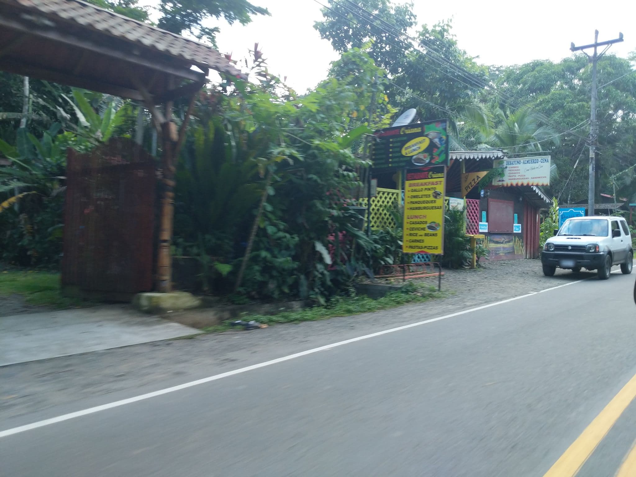Street view near Tierra de Sueños, Sixaola — © josealb (CC BY-SA · Mapillary)