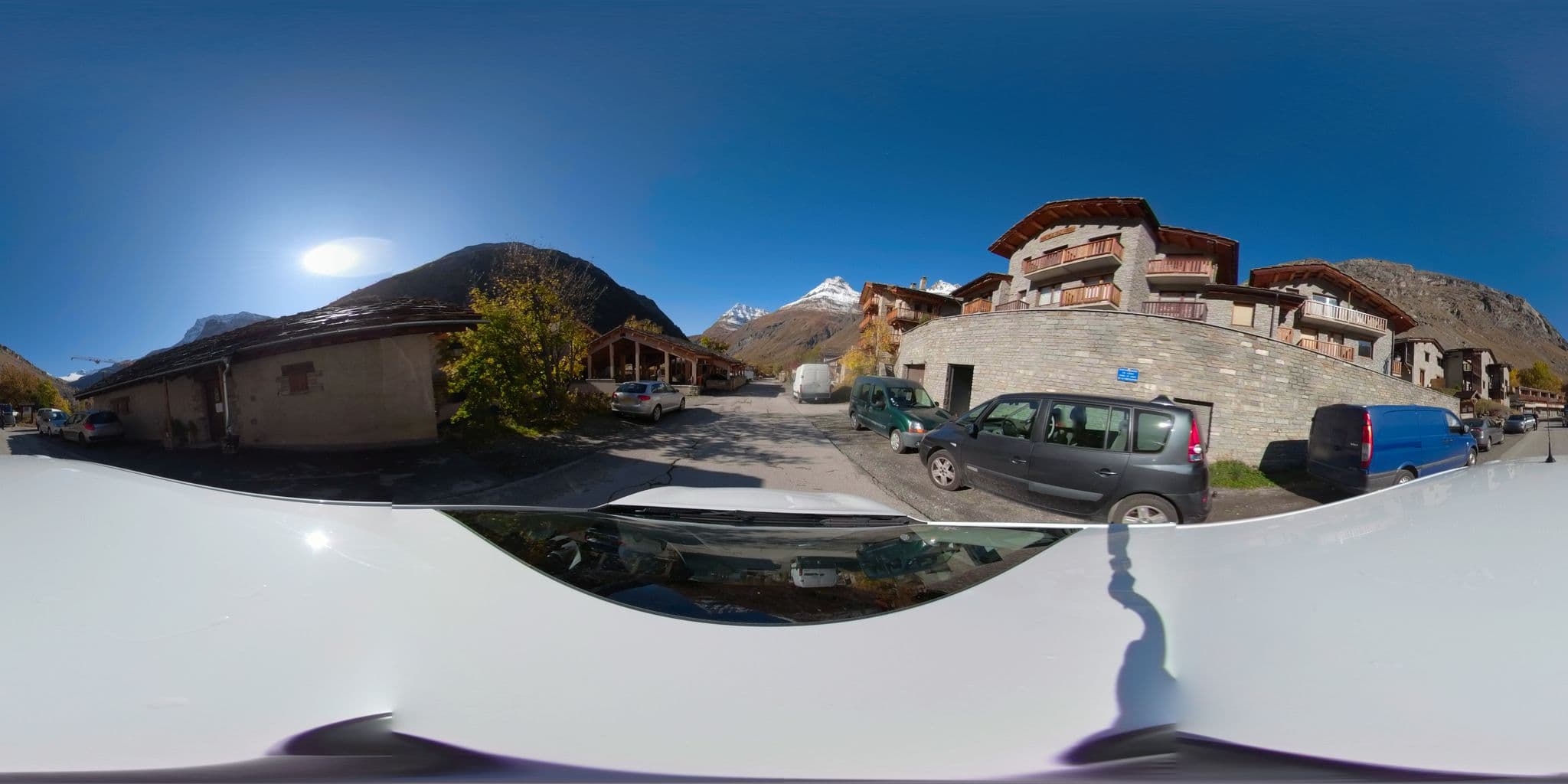 Street view near Les Clarines, Val-d'Isère