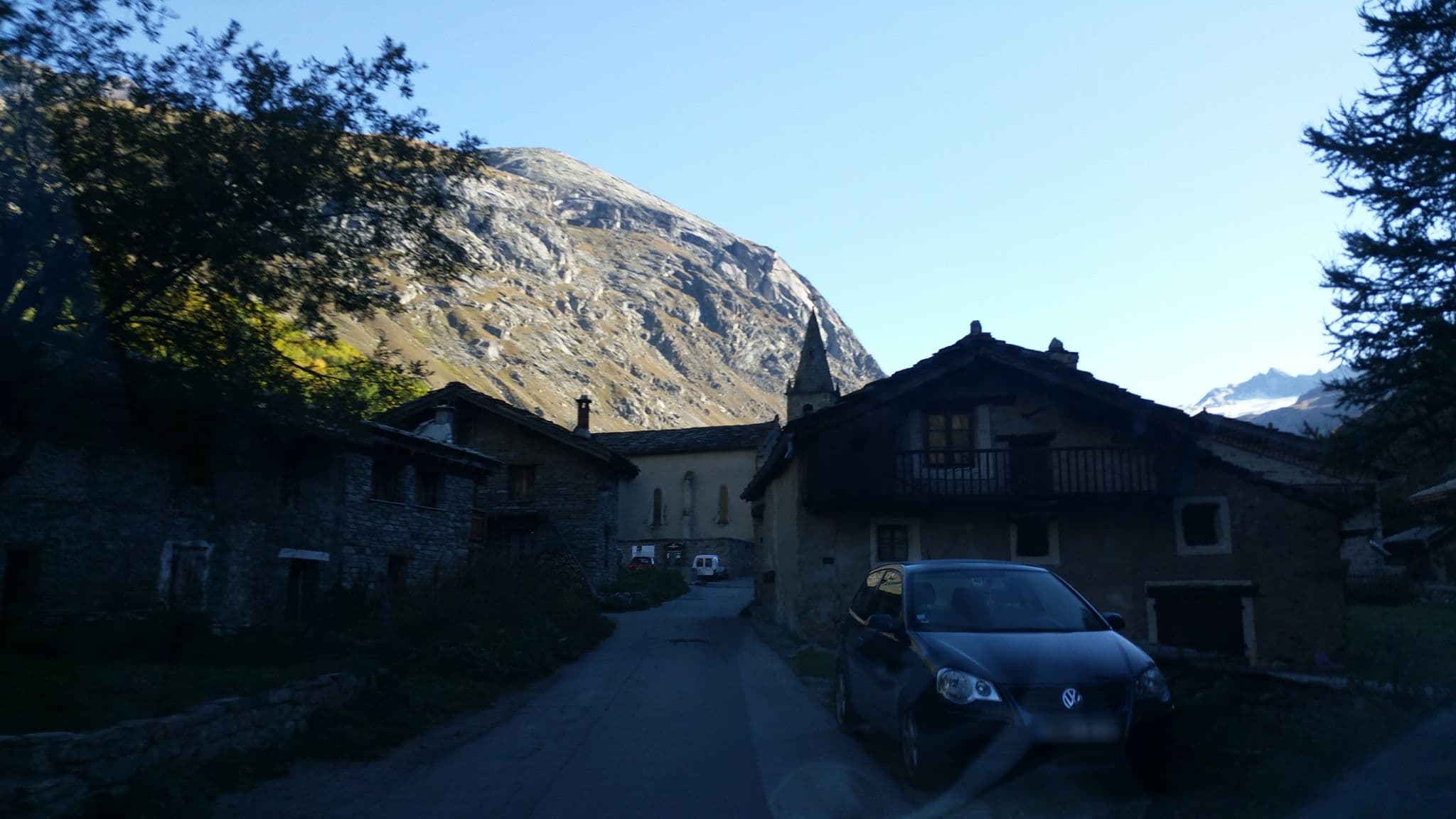 Street view near Vi-Clause, Val-d'Isère