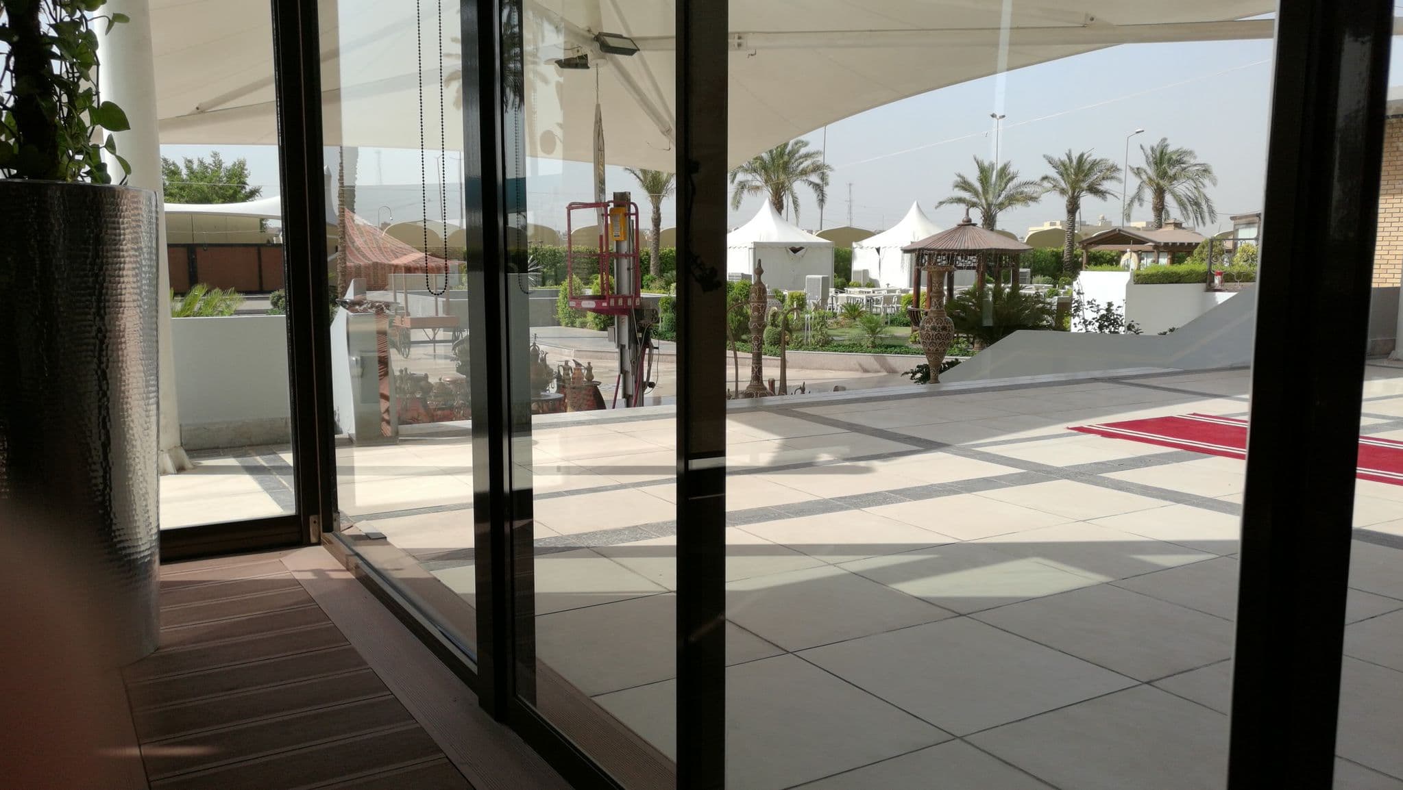 Street view near فندق بابل, Baghdad — © chenabeel (CC BY-SA · Mapillary)