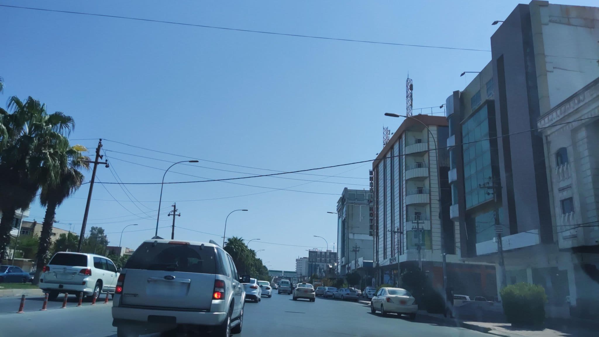 Street view near Ardil Hotel, Erbil — © muhammadismael (CC BY-SA · Mapillary)