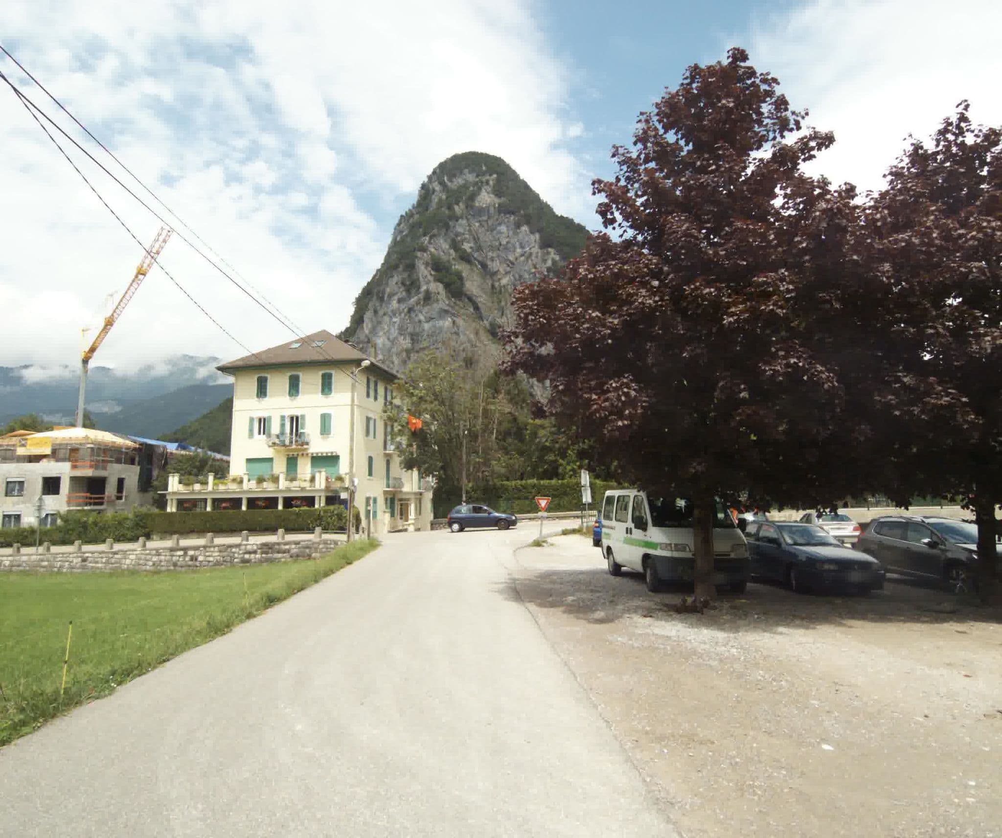 Street view near Aire camping-car au Route de Paradis - Thônes, Thônes — © sogefi (CC BY-SA · Mapillary)