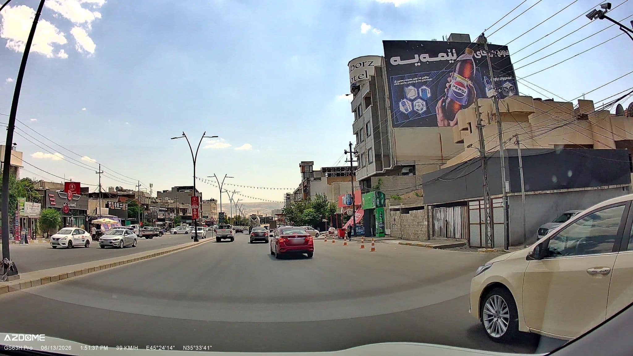 Street view near Alborz Otel, Sulaymaniyah — © rawaz85 (CC BY-SA · Mapillary)