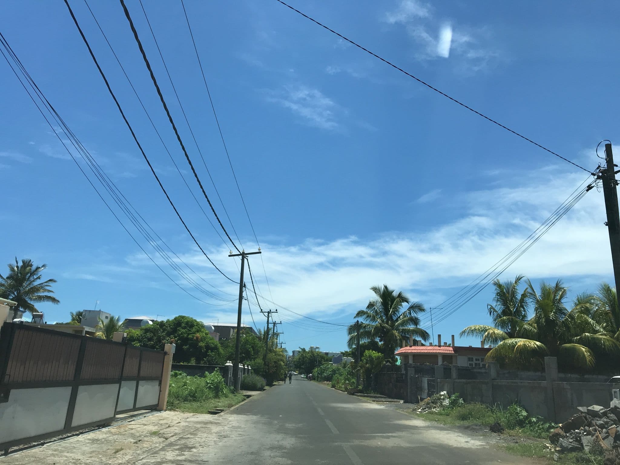 Street view near Cardamon Villa, Flic en Flac — © thepriben (CC BY-SA · Mapillary)
