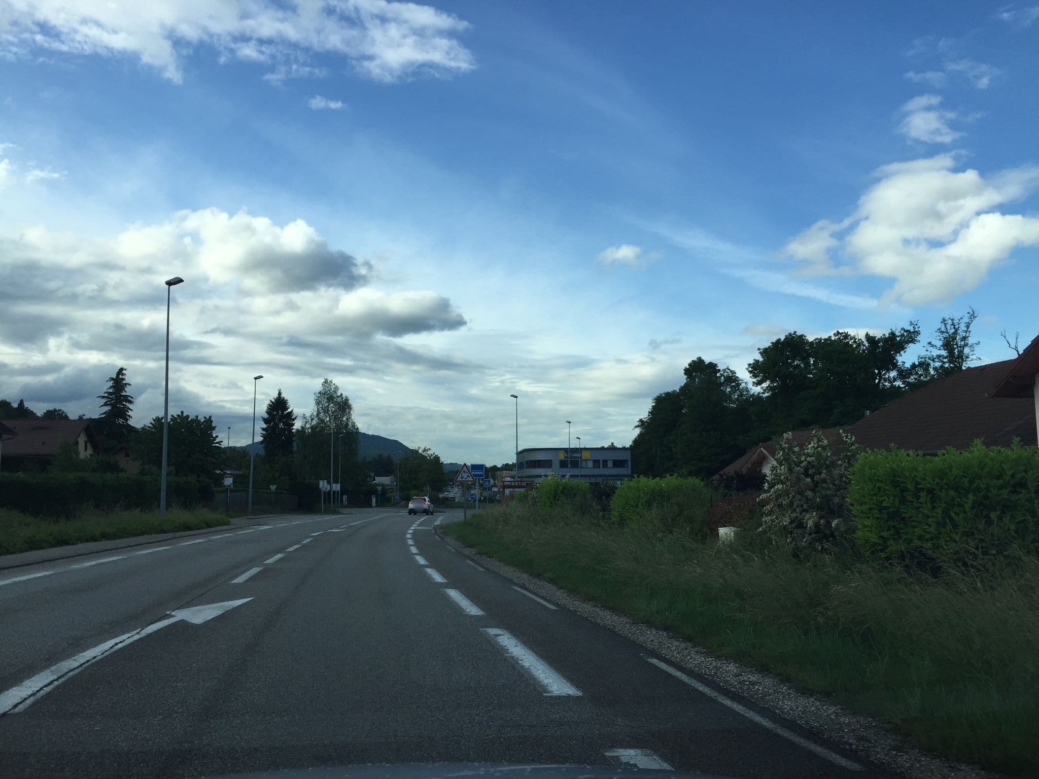 Street view near Motel 991, Viviers-du-Lac — © pgiraud (CC BY-SA · Mapillary)