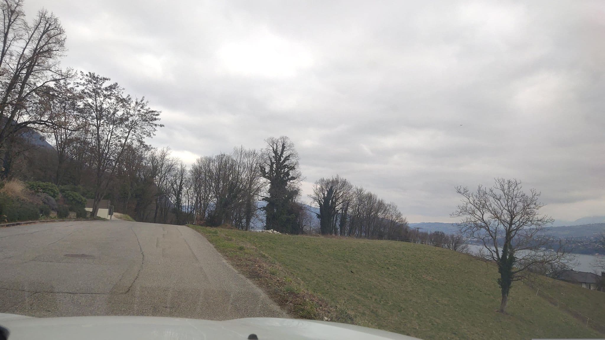 Street view near Atmosphères, Le Bourget-du-Lac — © MatthieuF4FNE (CC BY-SA · Mapillary)