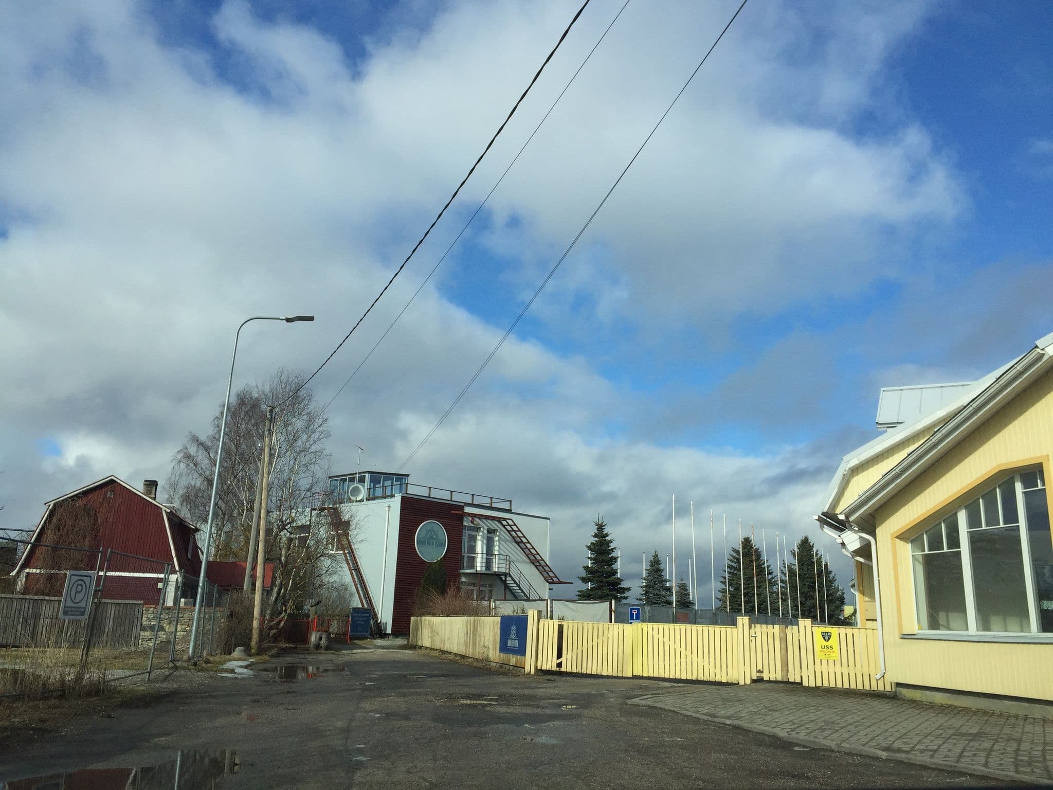 Street view near Aablu Restoran & Resort, Haapsalu — © richlv (CC BY-SA · Mapillary)