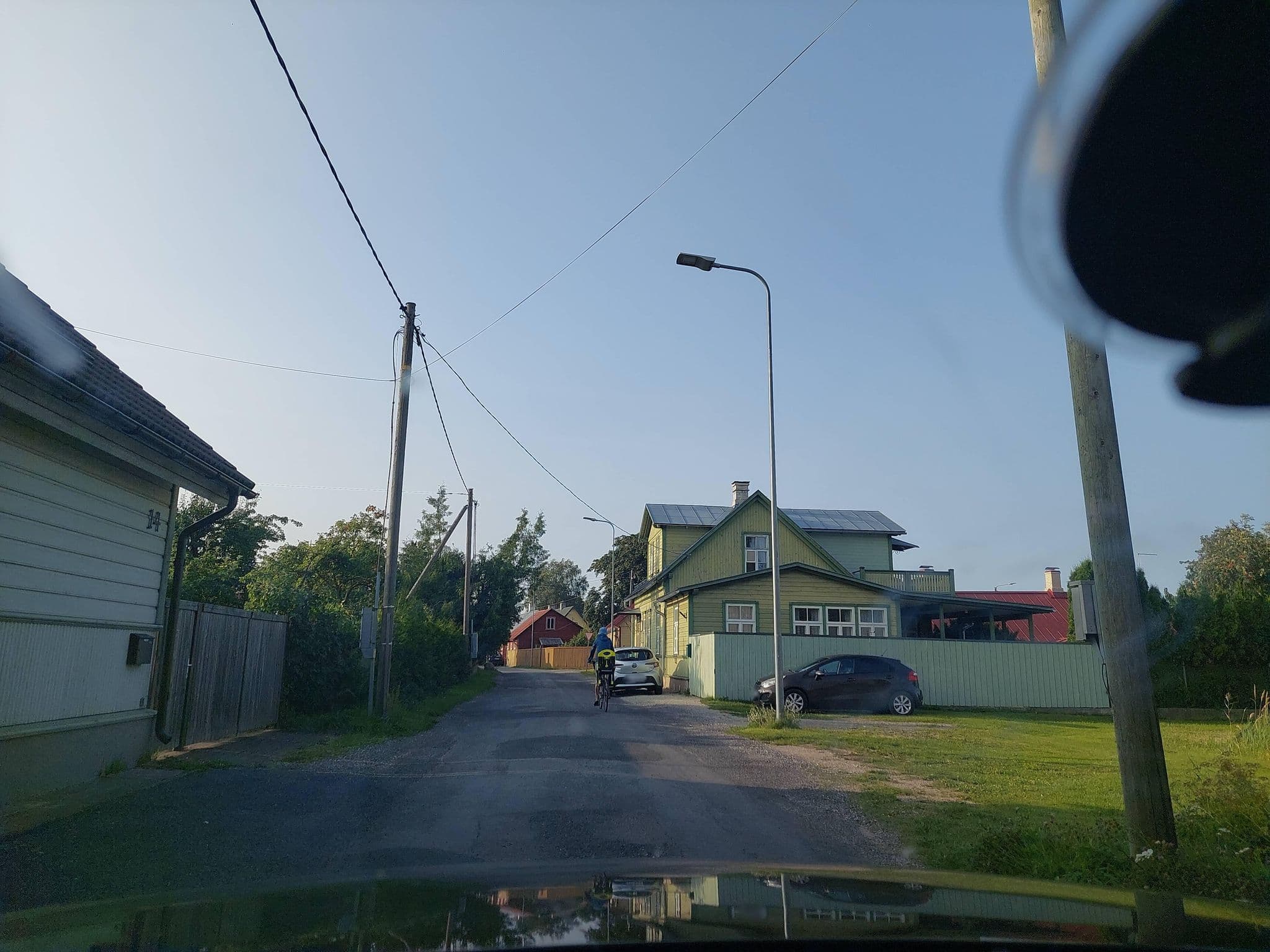 Street view near Tiiker kodumajutus, Haapsalu — © Apirnus (CC BY-SA · Mapillary)