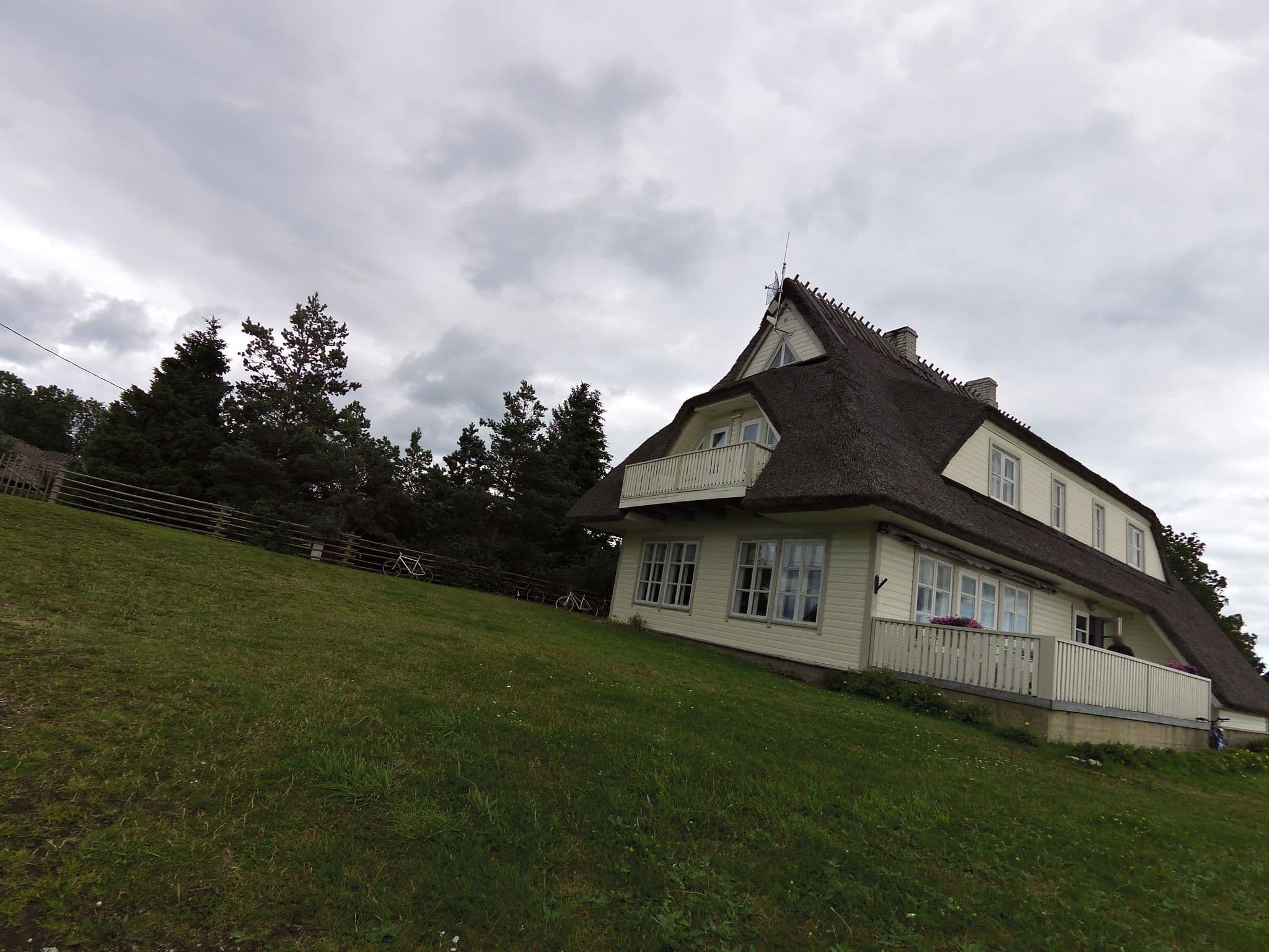Street view near Rumpo Mäe Talu Külalistemaja, Haapsalu — © till (CC BY-SA · Mapillary)