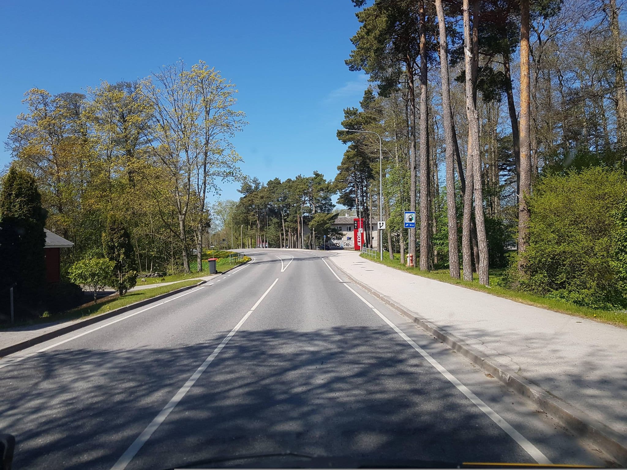 Street view near Kivijüri külalistemaja, Kärdla — © roadexplorer001 (CC BY-SA · Mapillary)