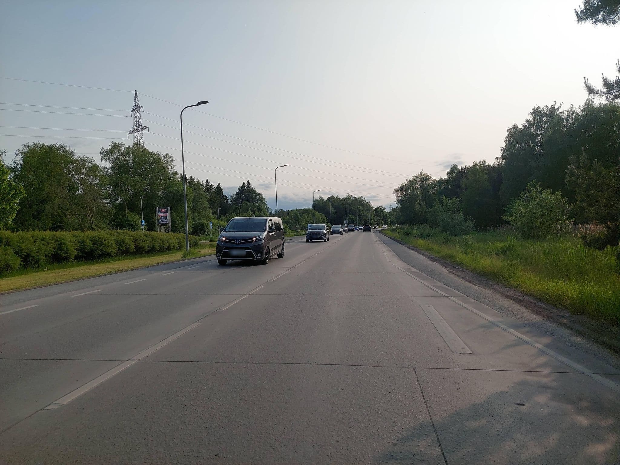 Street view near Meesteparadiis 1&1/2 Meest MTÜ, Haabersti — © Apirnus (CC BY-SA · Mapillary)