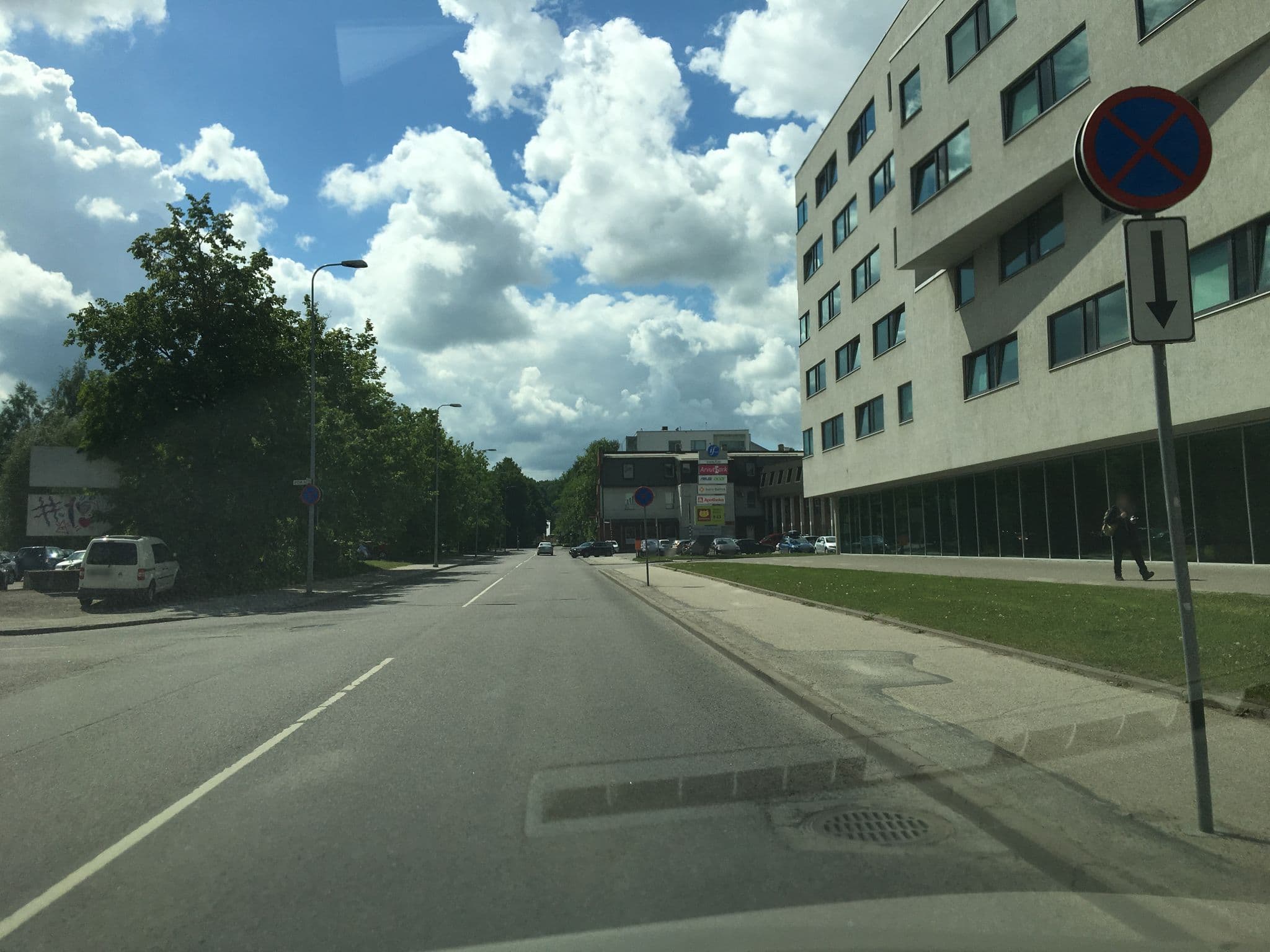 Street view near Raatuse 22 Ühikas | Raatuse 22 Dormitory, Tartu — © jaakl (CC BY-SA · Mapillary)