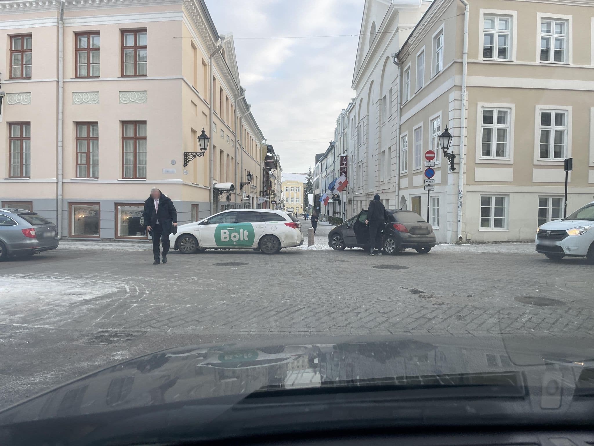 Street view near Hotell Antonius, Tartu — © marekontheroad (CC BY-SA · Mapillary)