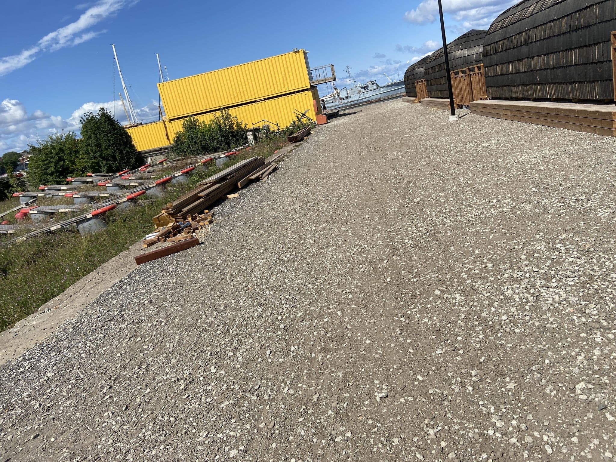 Street view near Iglumaja, Põhja-Tallinn — © till (CC BY-SA · Mapillary)
