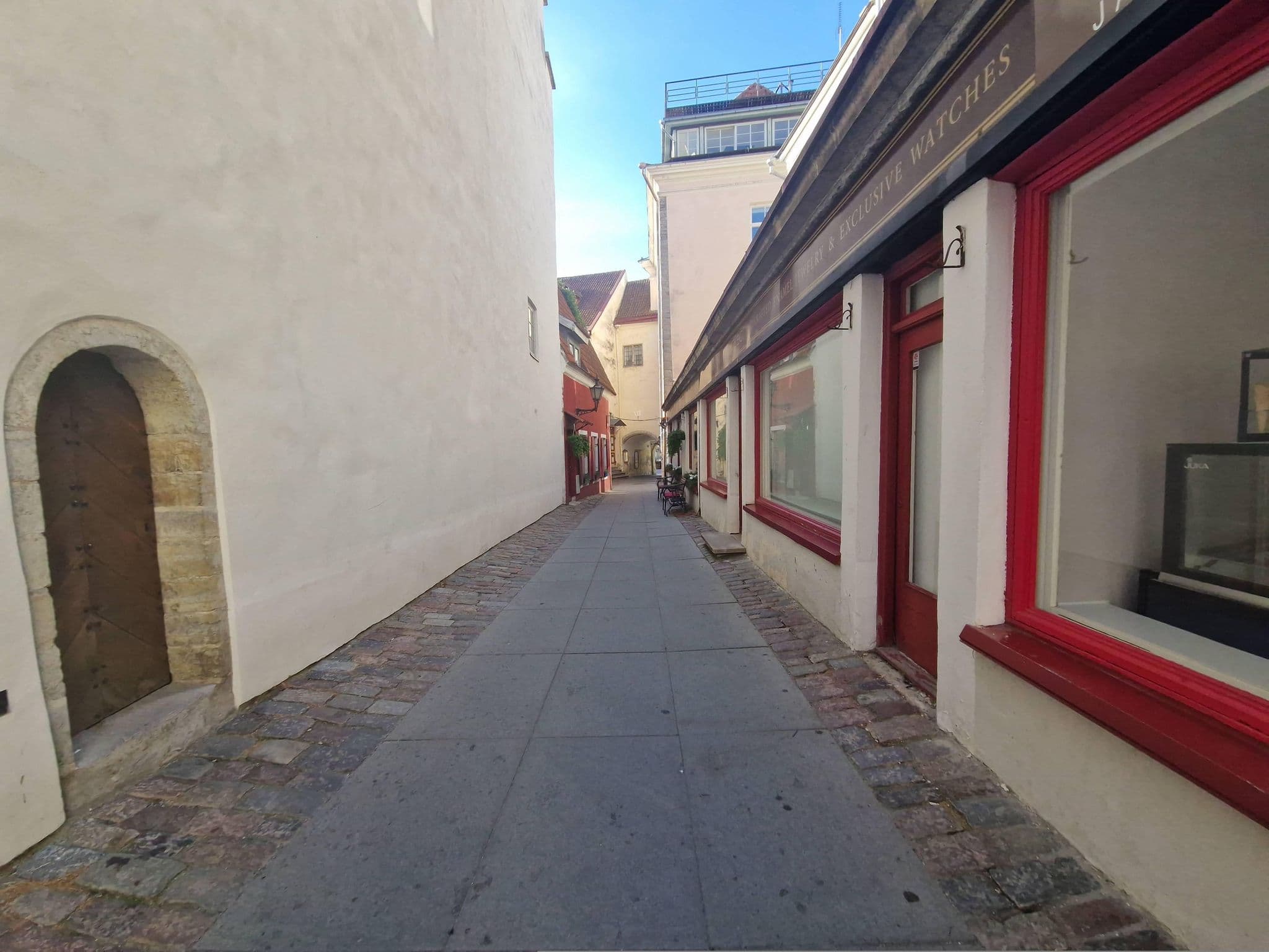 Street view near Vene 9, Tallinn — © houtari (CC BY-SA · Mapillary)