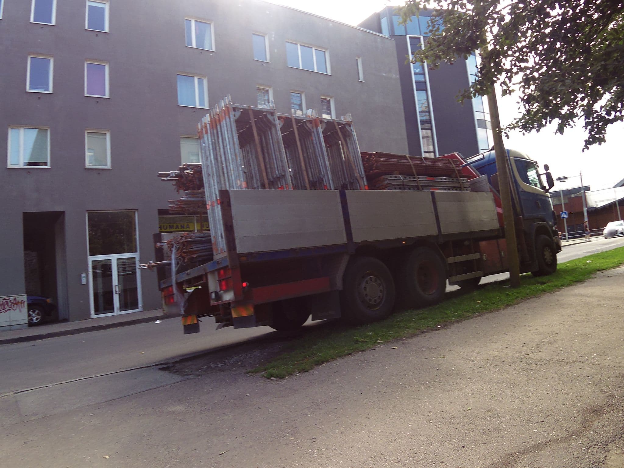 Street view near Corner of Kotzebue apartments, Tallinn — © till (CC BY-SA · Mapillary)