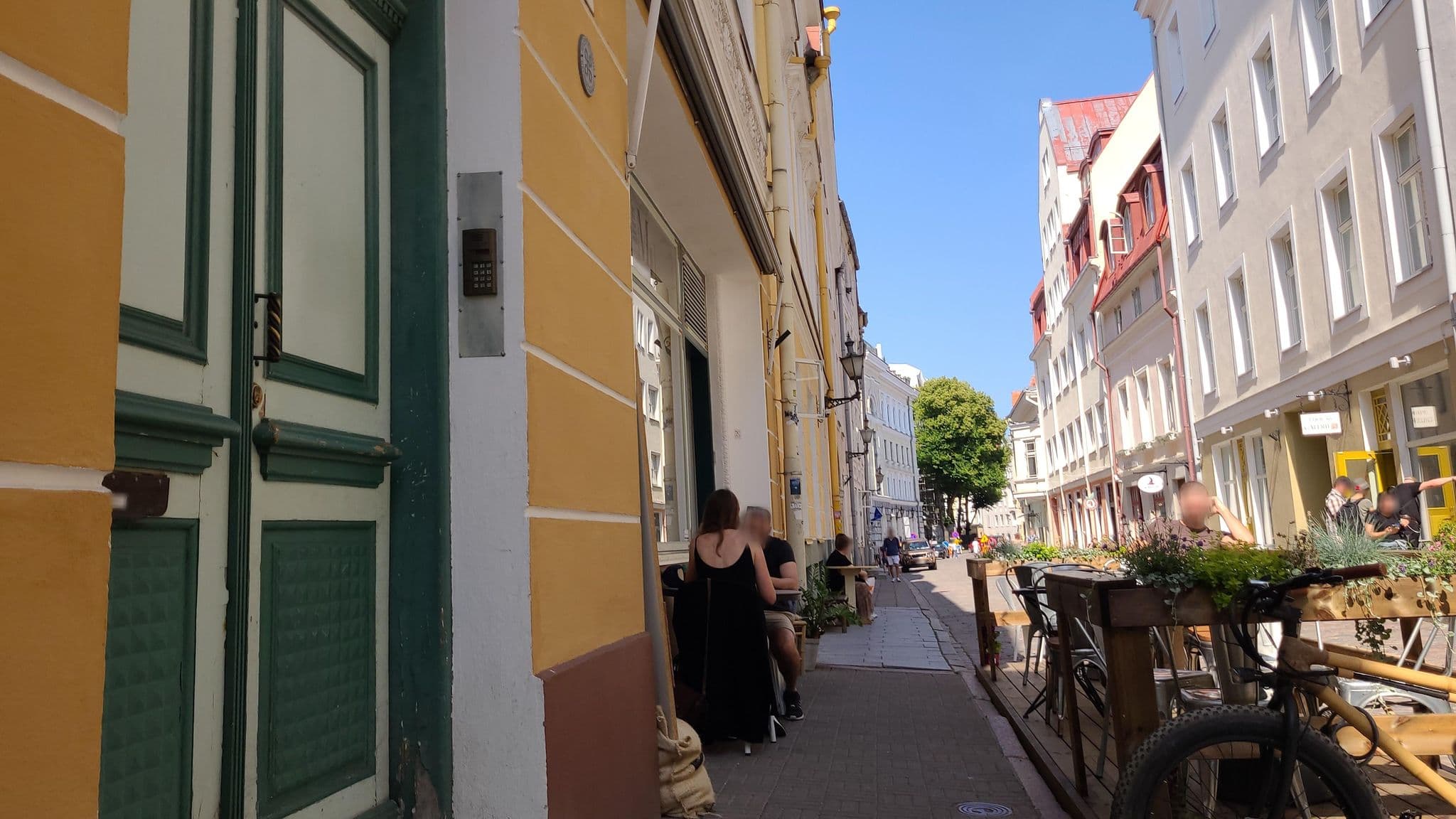 Street view near Delta Apartments, Tallinn — © jopparn (CC BY-SA · Mapillary)