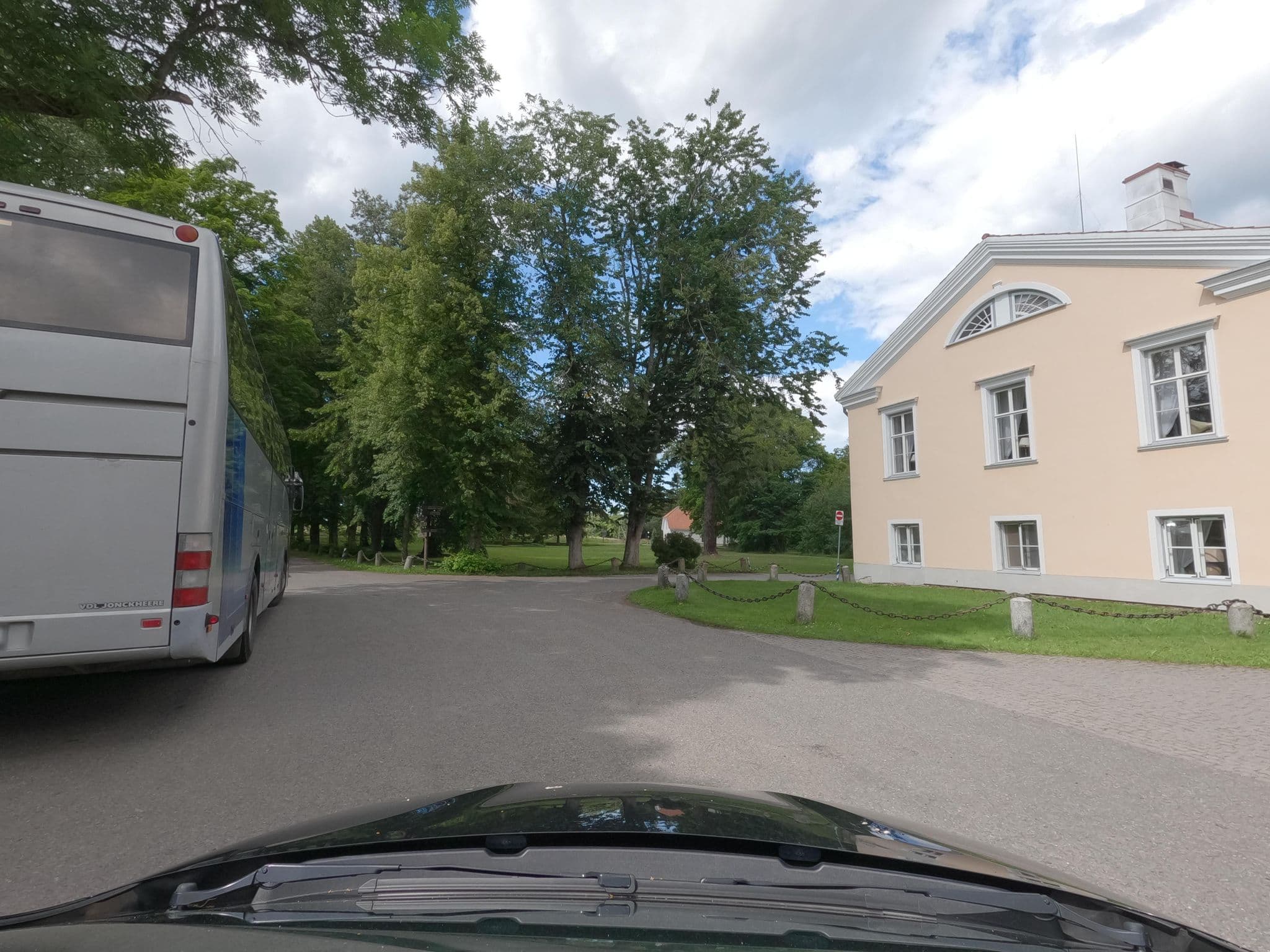 Street view near Vihula Manor Country Club & SPA, Haljala — © ESTmapper1001 (CC BY-SA · Mapillary)