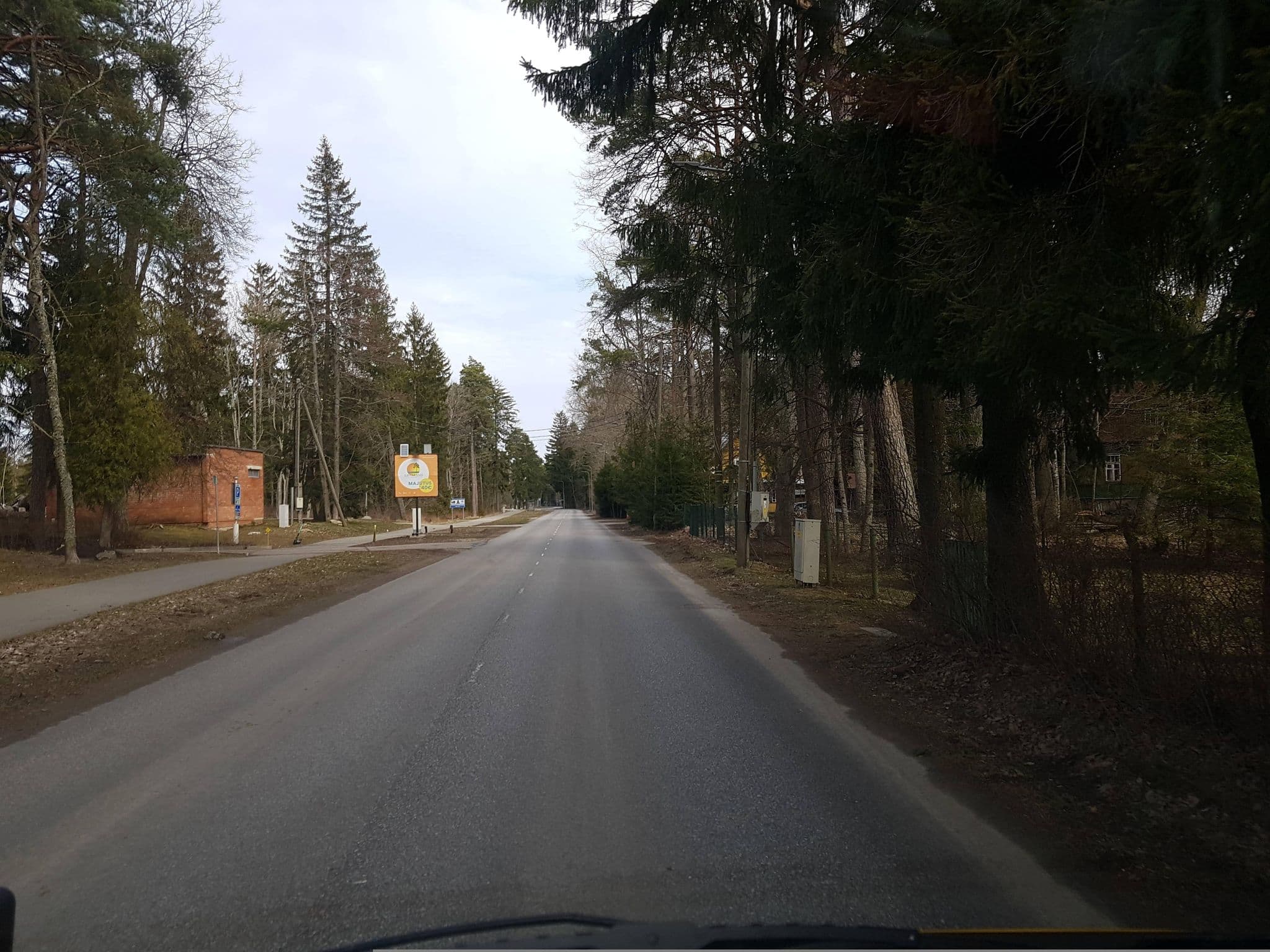 Street view near Noorus SPA Inn, Narva-Jõesuu — © roadexplorer001 (CC BY-SA · Mapillary)