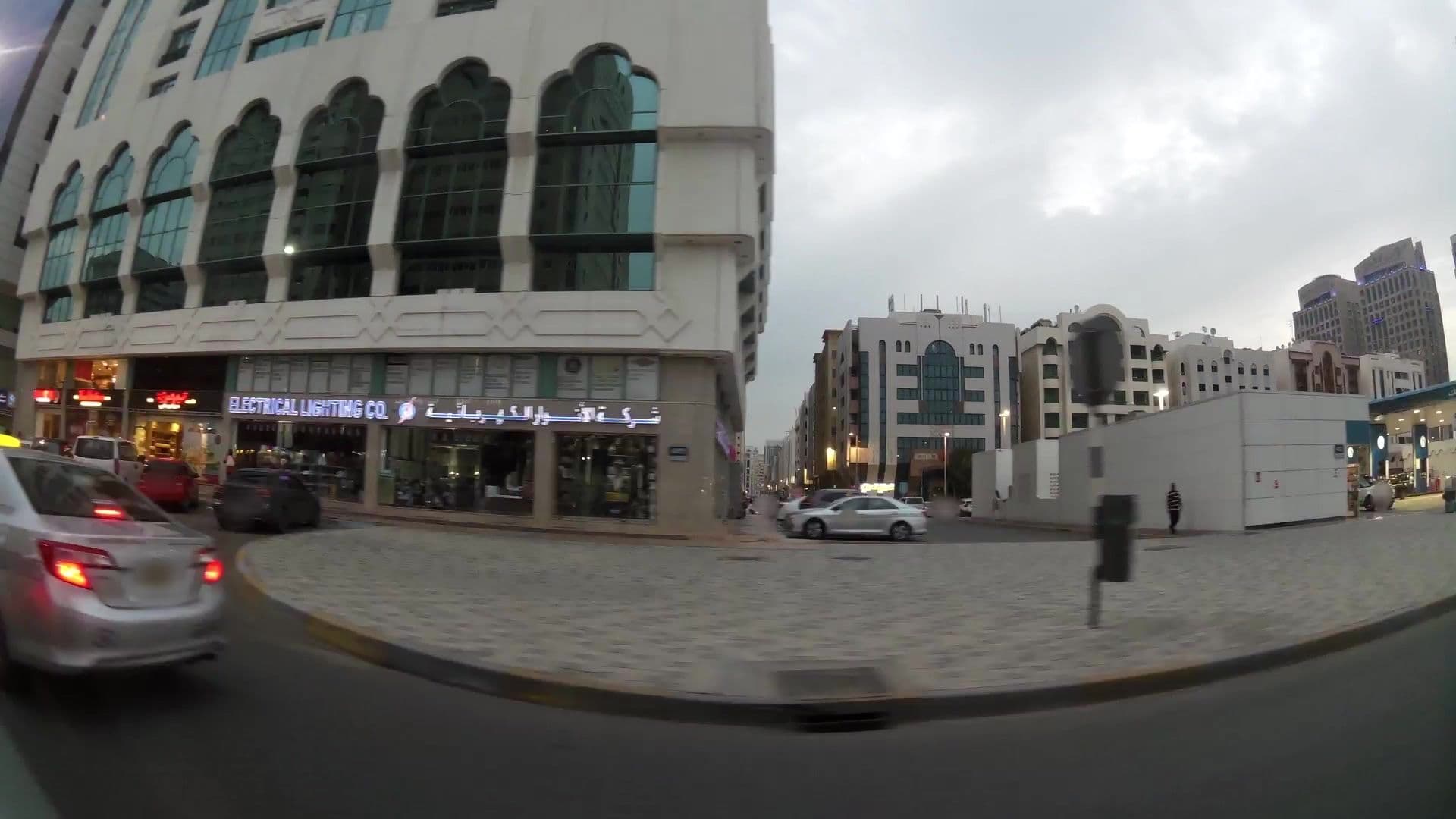 Street view near Capital Hotel Al Diar, Abu Dhabi — © kaartcam (CC BY-SA · Mapillary)