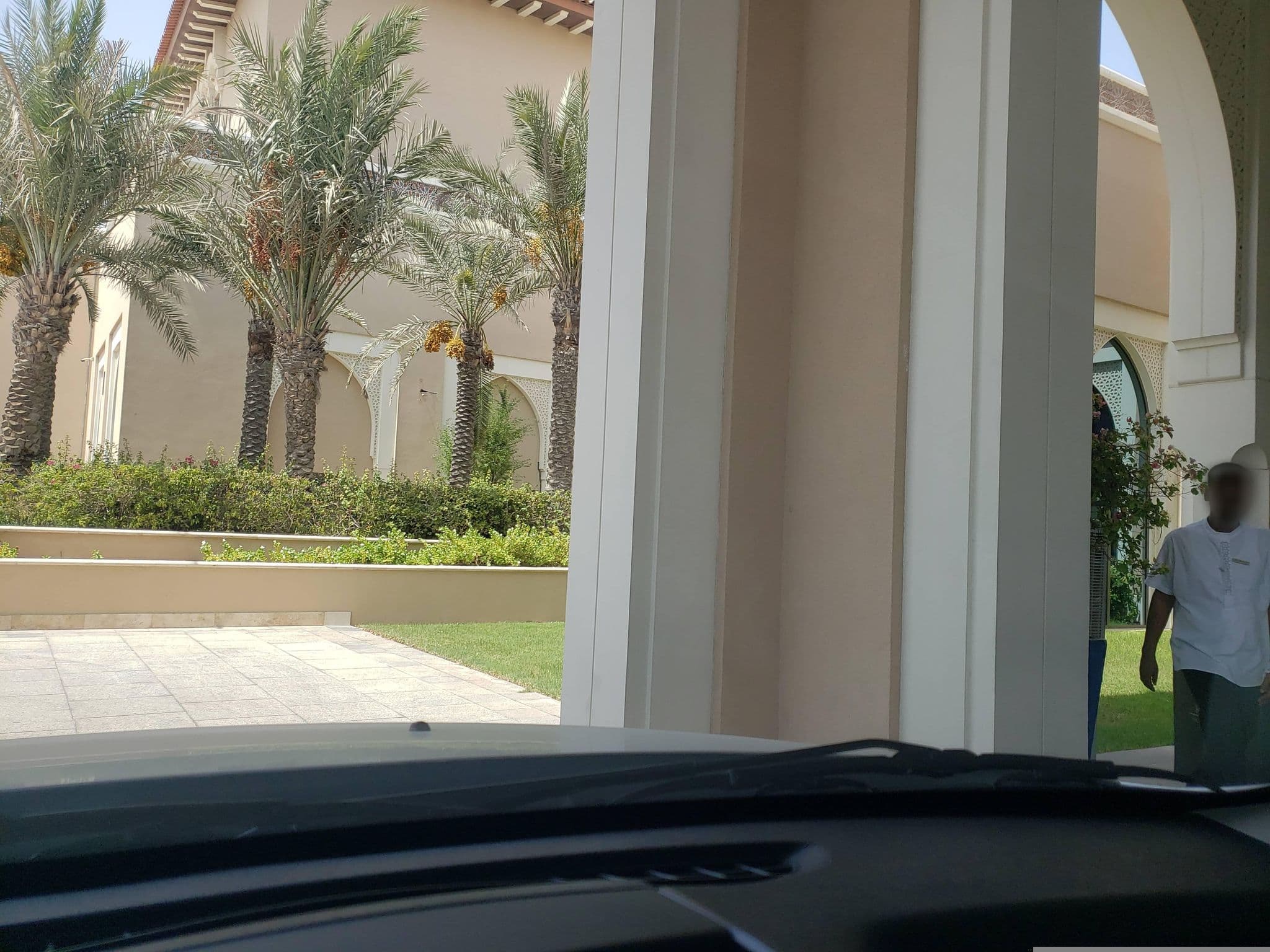 Street view near Rixos Saadiyat Island Abu Dhabi, Abu Dhabi — © mapfool (CC BY-SA · Mapillary)