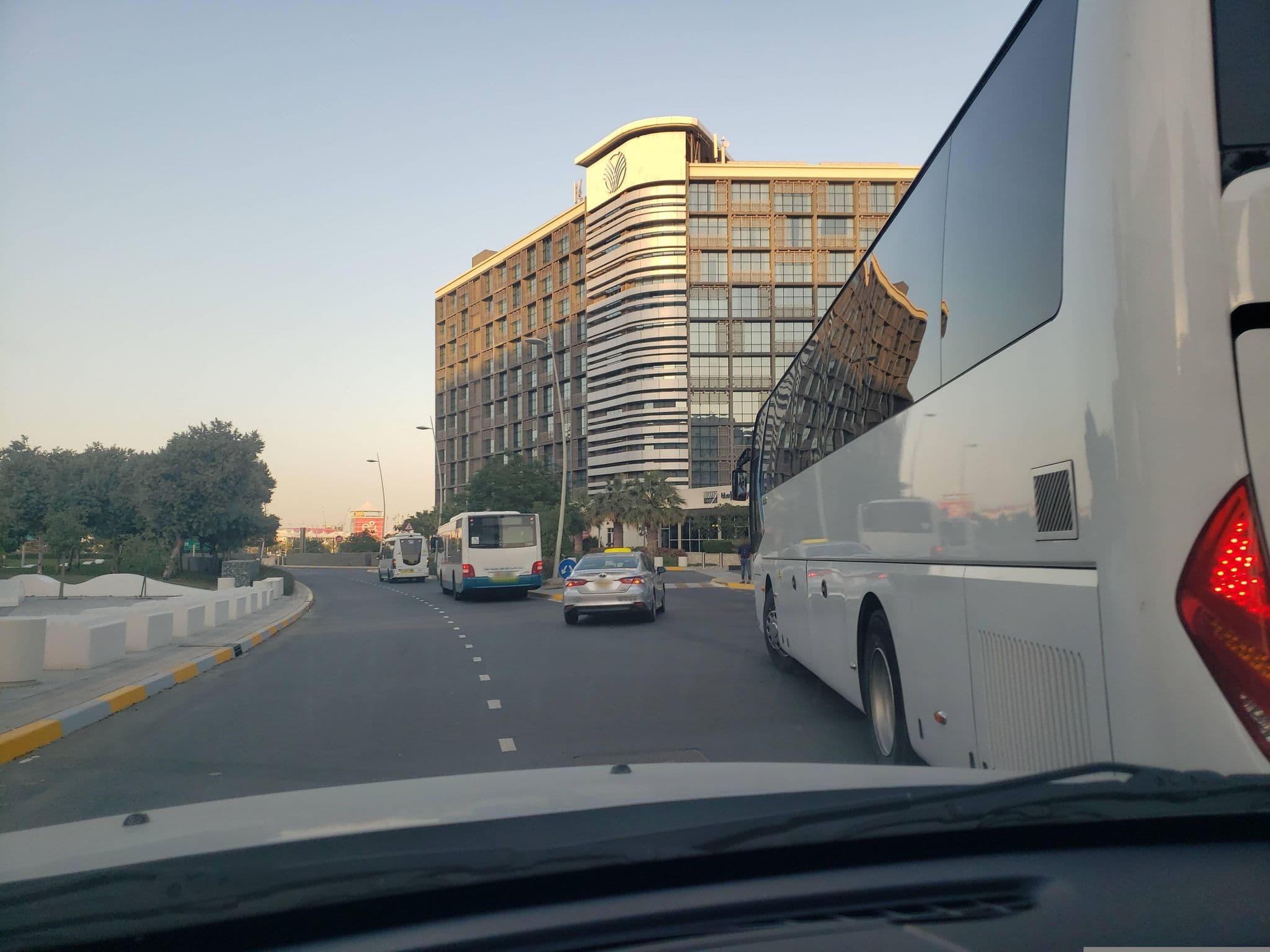 Street view near Rotana Beach, Masdar City — © mapfool (CC BY-SA · Mapillary)