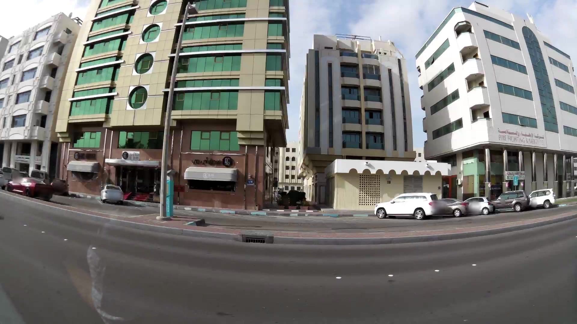 Street view near Comfort Inn, Abu Dhabi — © kaartcam (CC BY-SA · Mapillary)