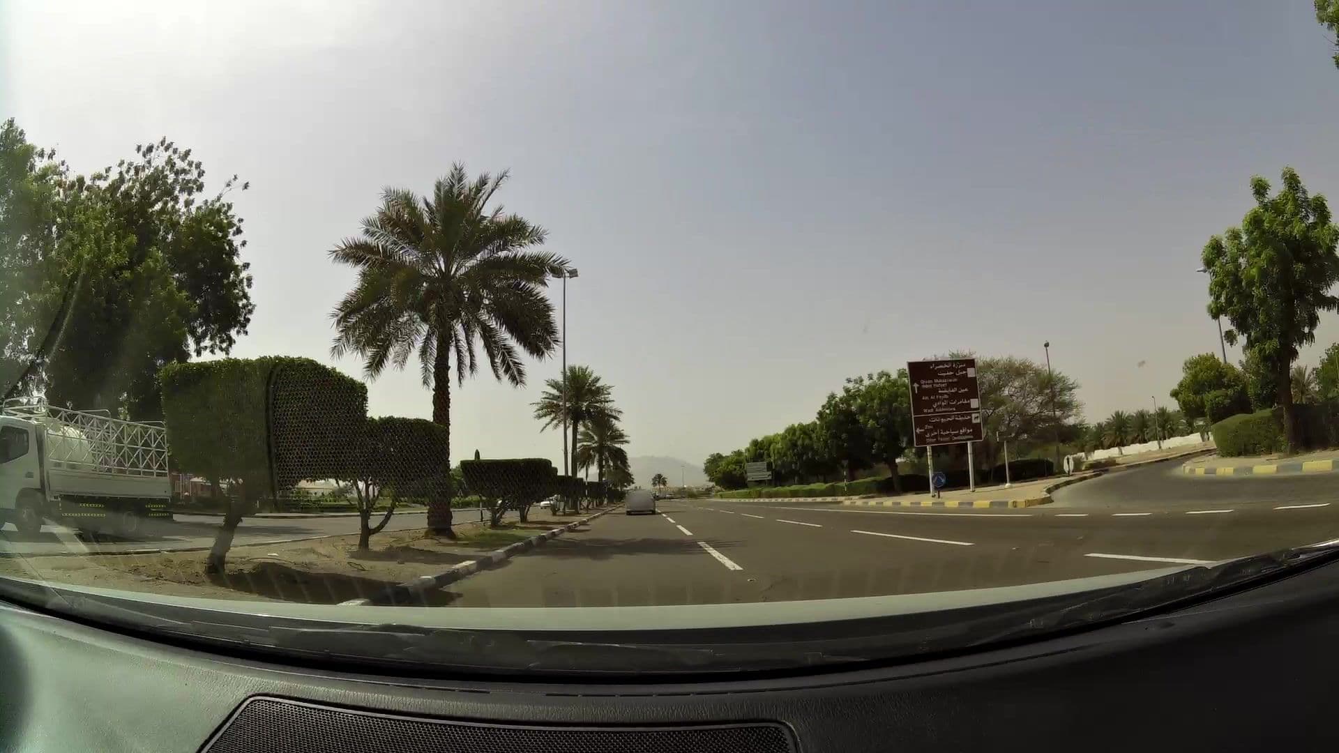 Street view near Telal Resort Al Ain, Al Ain City — © kaartcam (CC BY-SA · Mapillary)